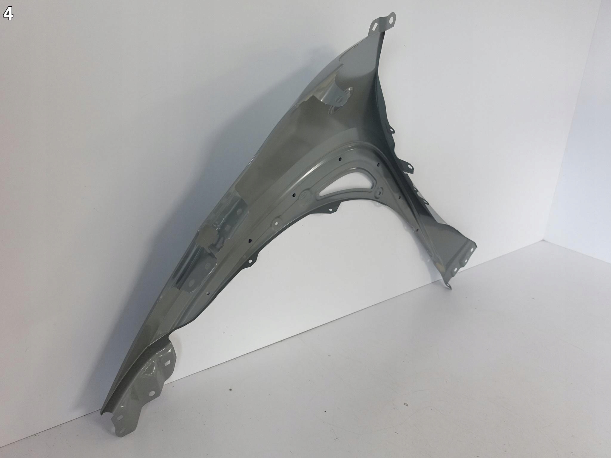 TOYOTA AYGO X 21- fender right front new ORG