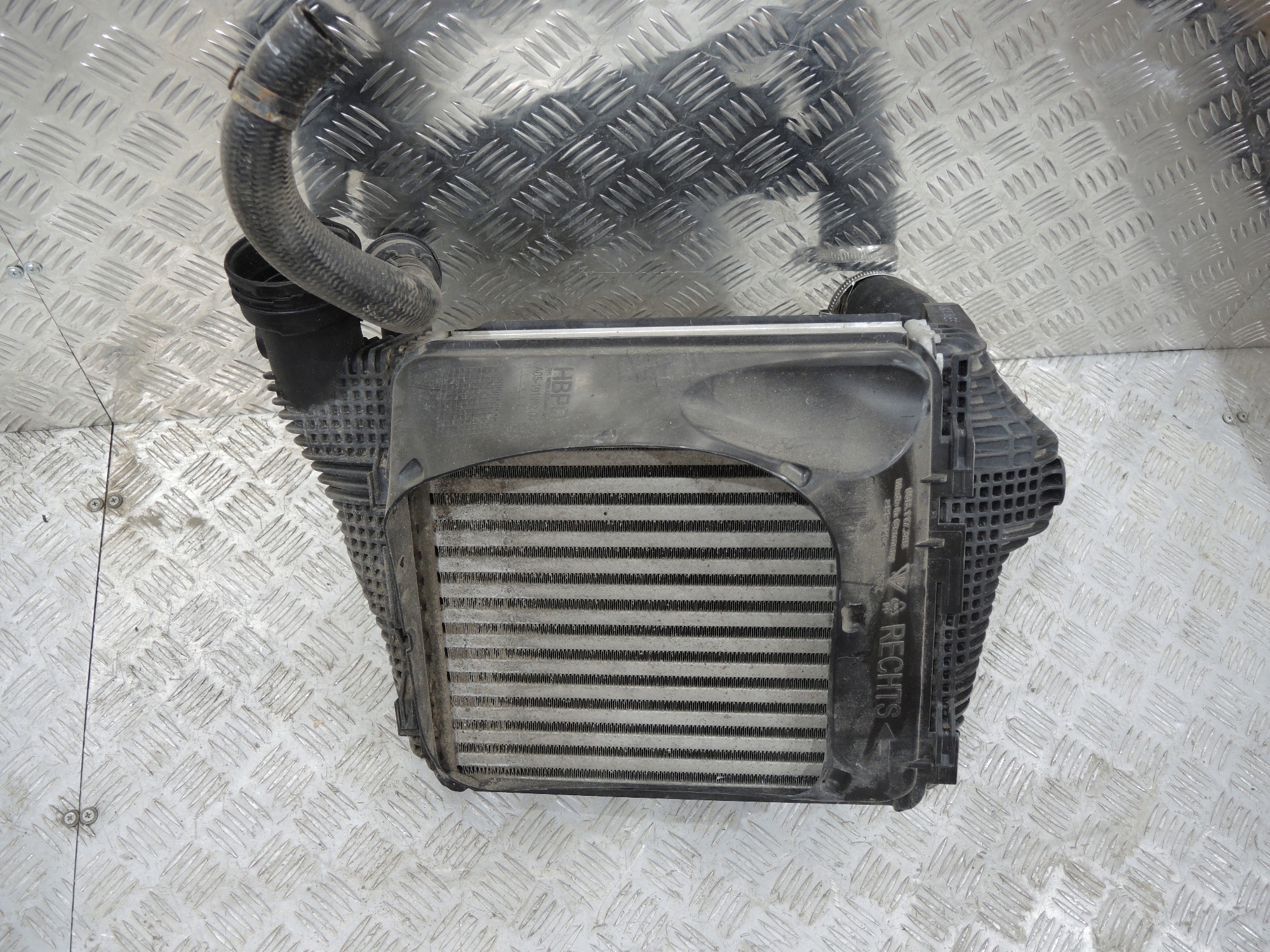 PORSCHE MACAN S CHŁODNICA INTERCOOLERA 95B117340