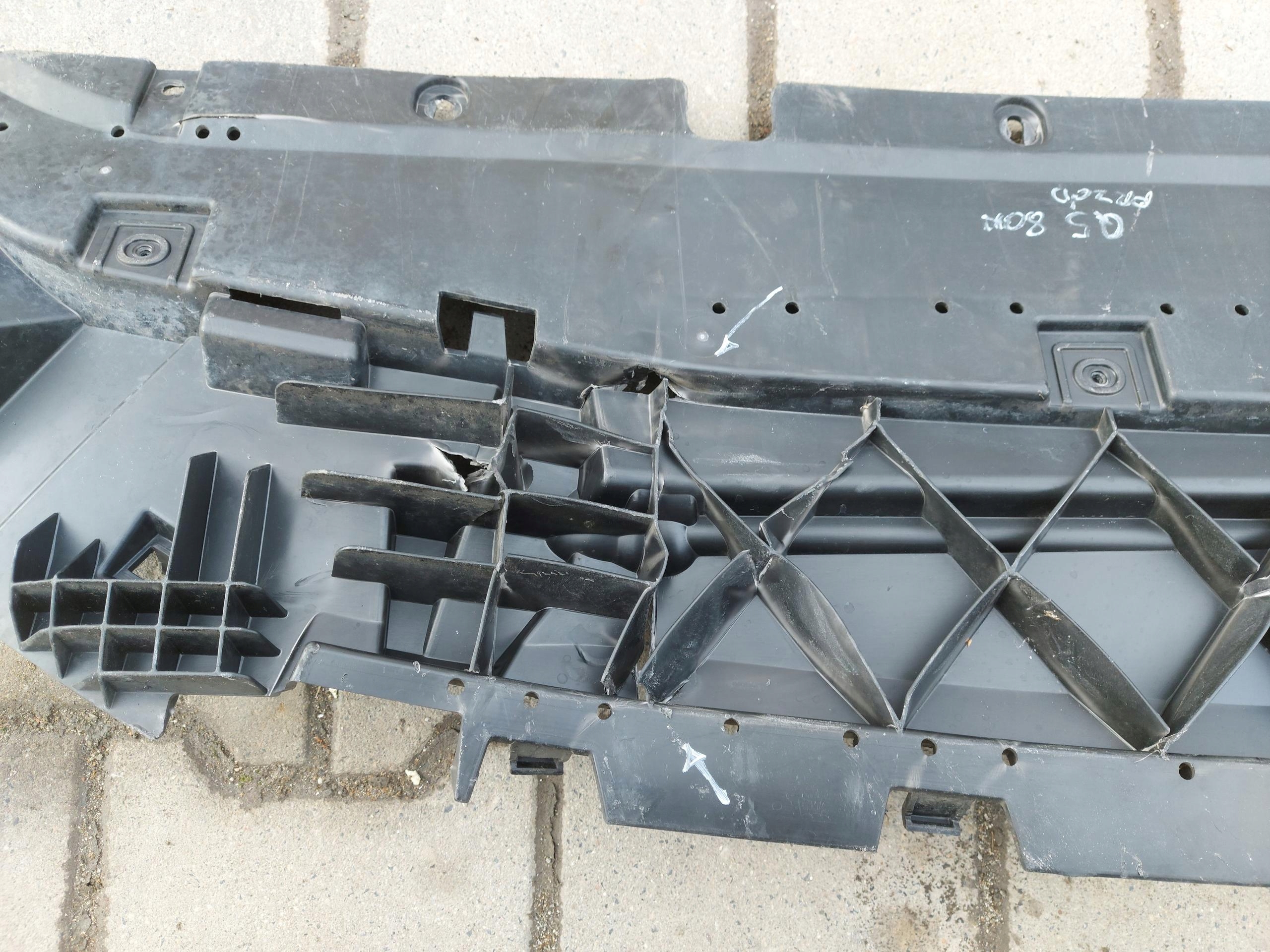 Audi Q5 80A 45 TFSI, cover cover below bumper front 80A807233B