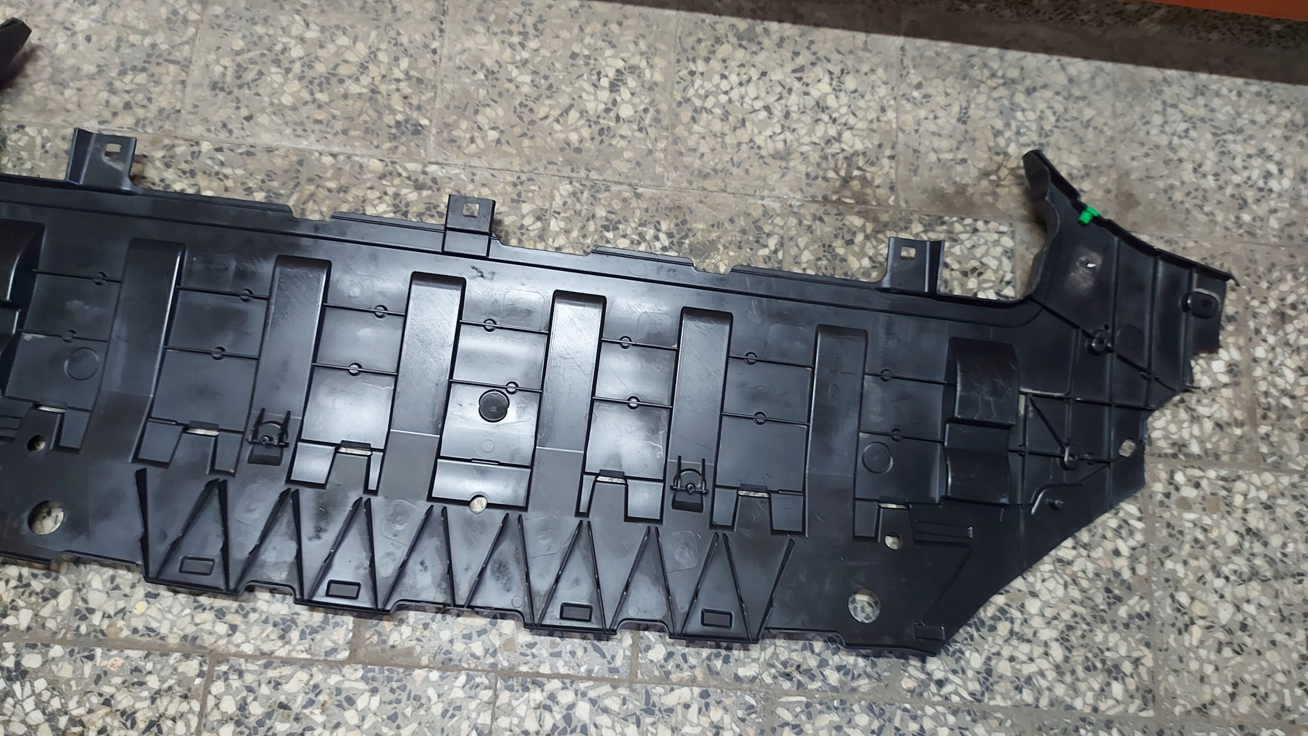 ABSORBER cover below bumper VOLVO XC60 II 21- LIFT