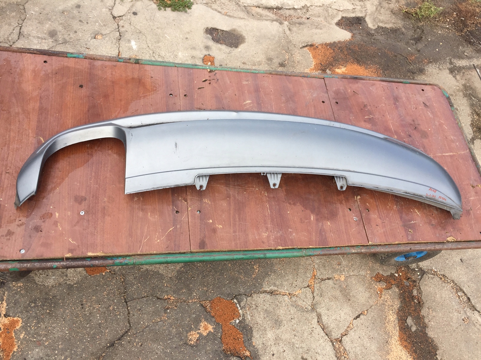 A4 B8 Sedan S-LINE spoiler der Stoßstange heck 8K0807521C