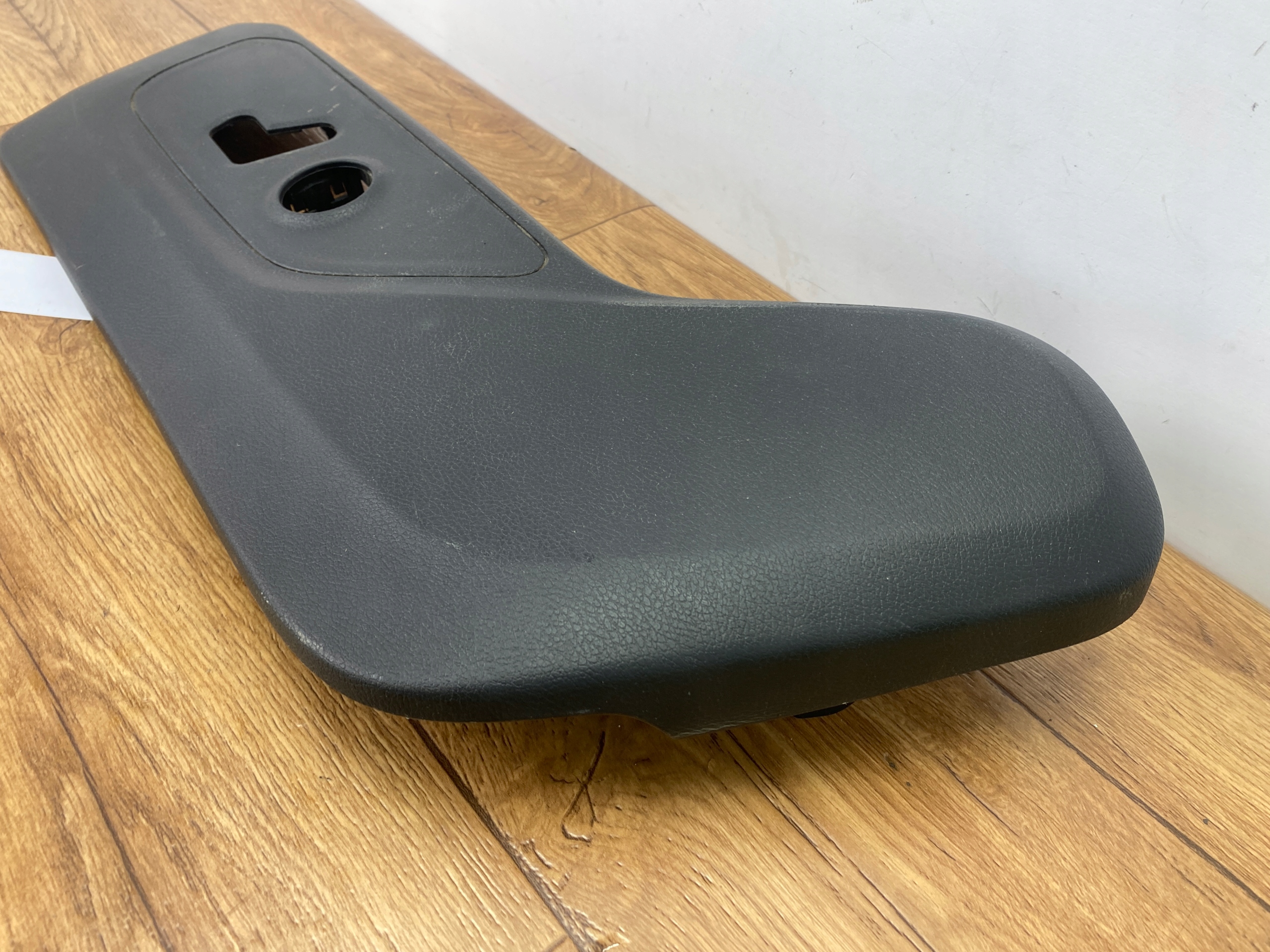 Blende Abdeckung Gehäuse panel boczny SITZ Dodge Ram 1500 2019+ USA