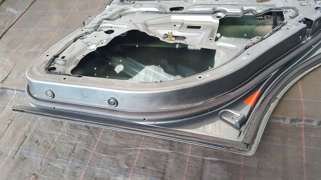 tür heck hinten rechts BMW E39 kombi 892/7