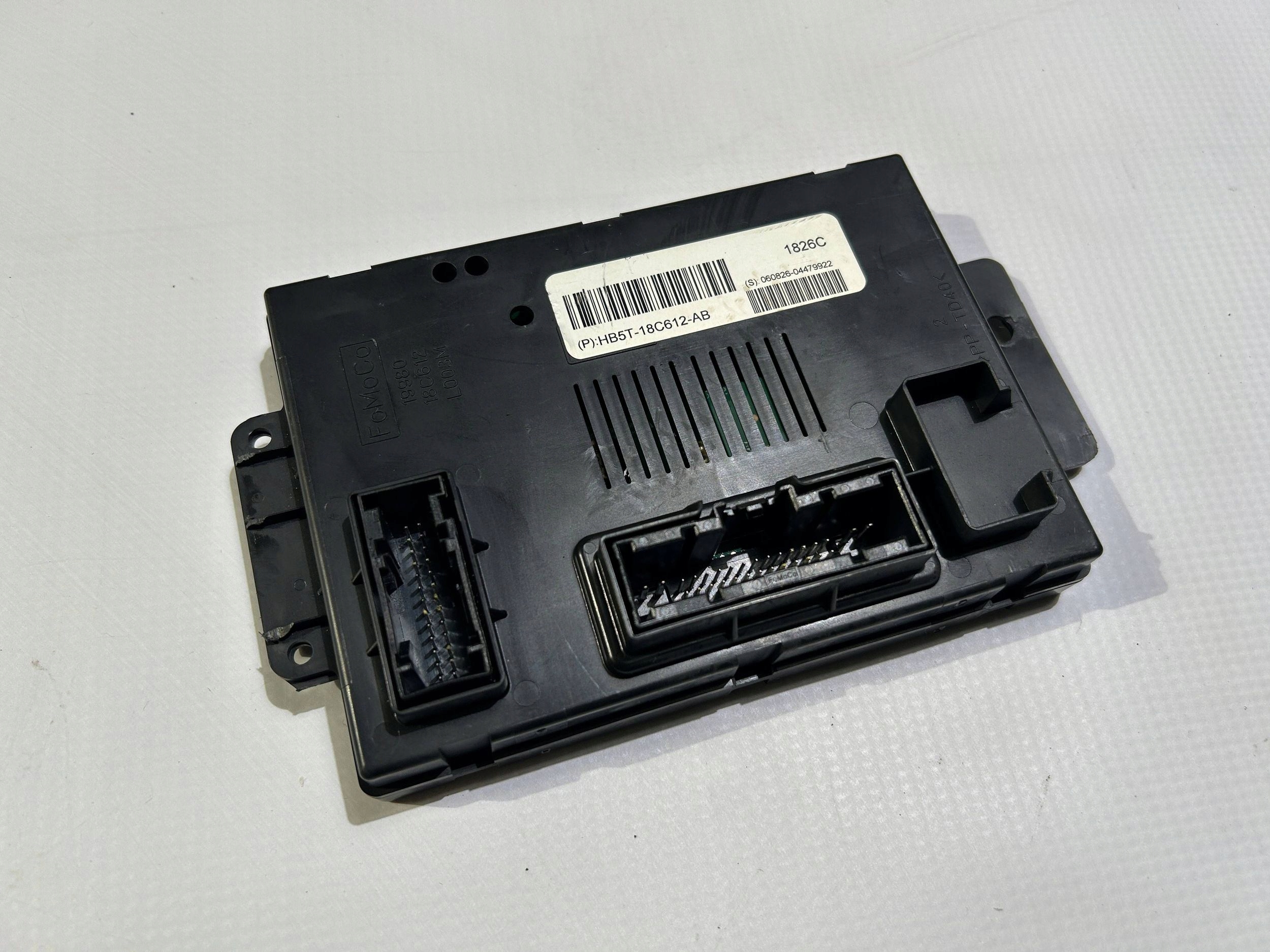 control unit module of the air conditioning air conditioning devices Ford Explorer V 2011
