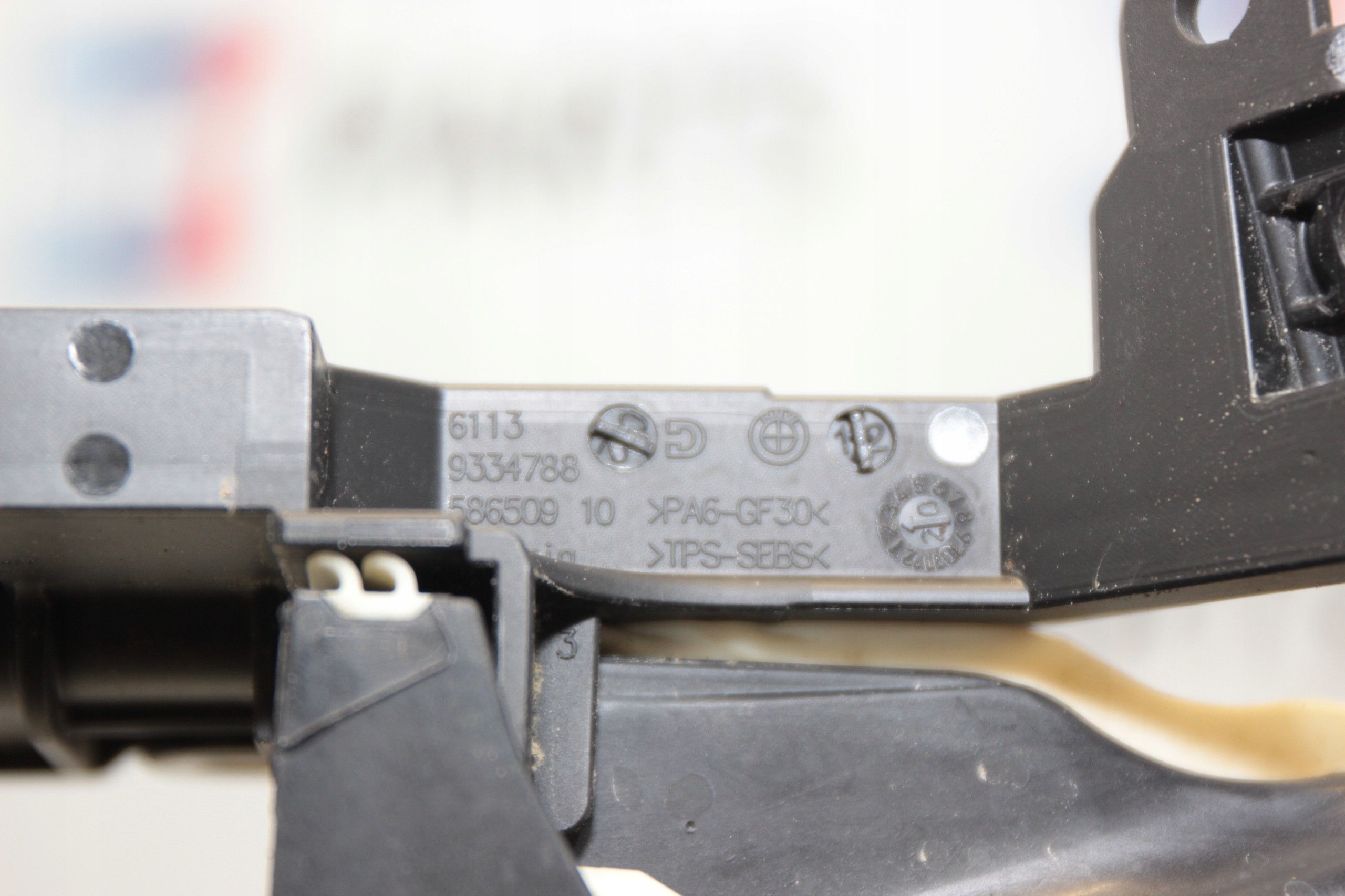 BMW F90 G30 G11 Blende Abdeckung wärmblech 7340190