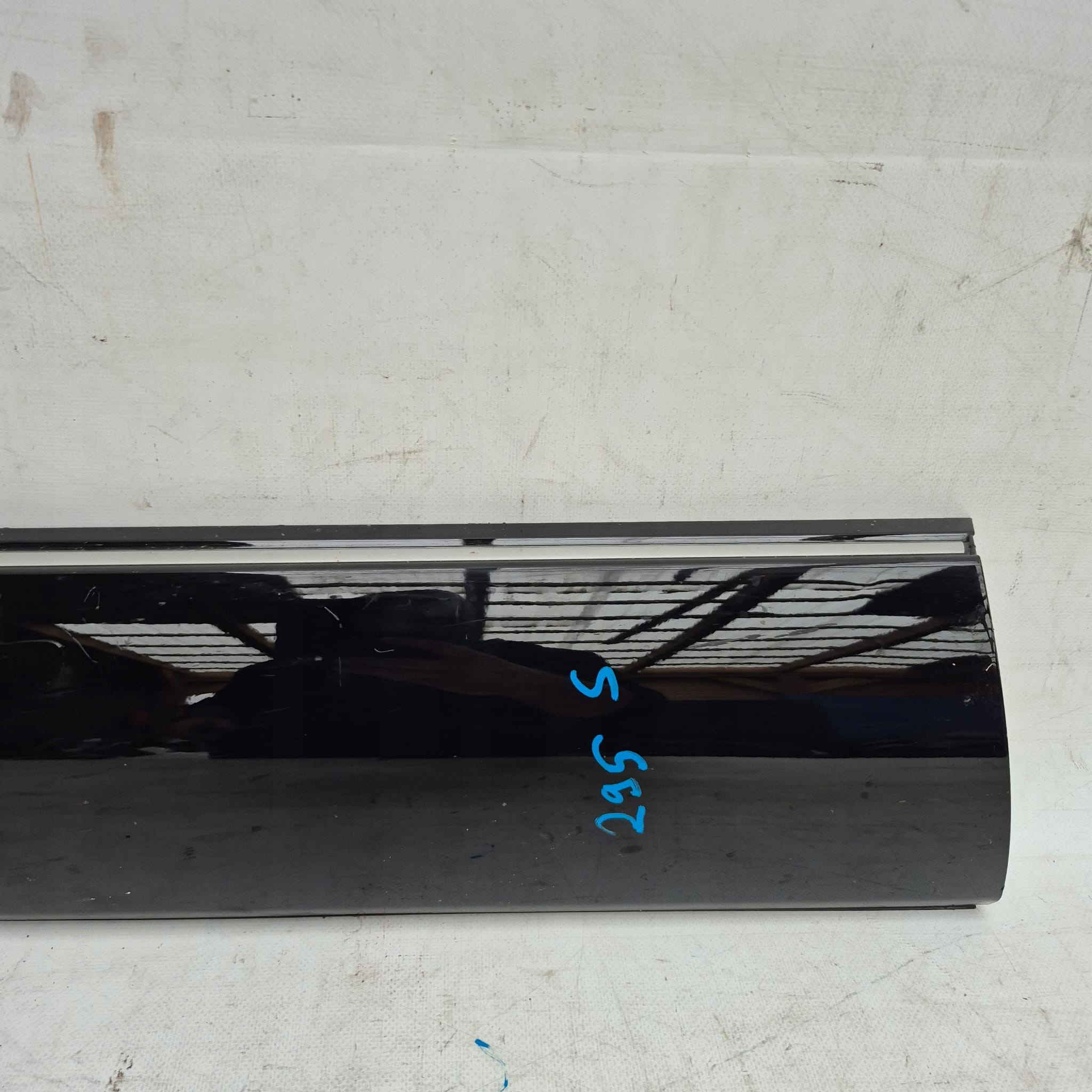 HONDA HR-V III 21- moulding door left front front 75332-3M0-J0