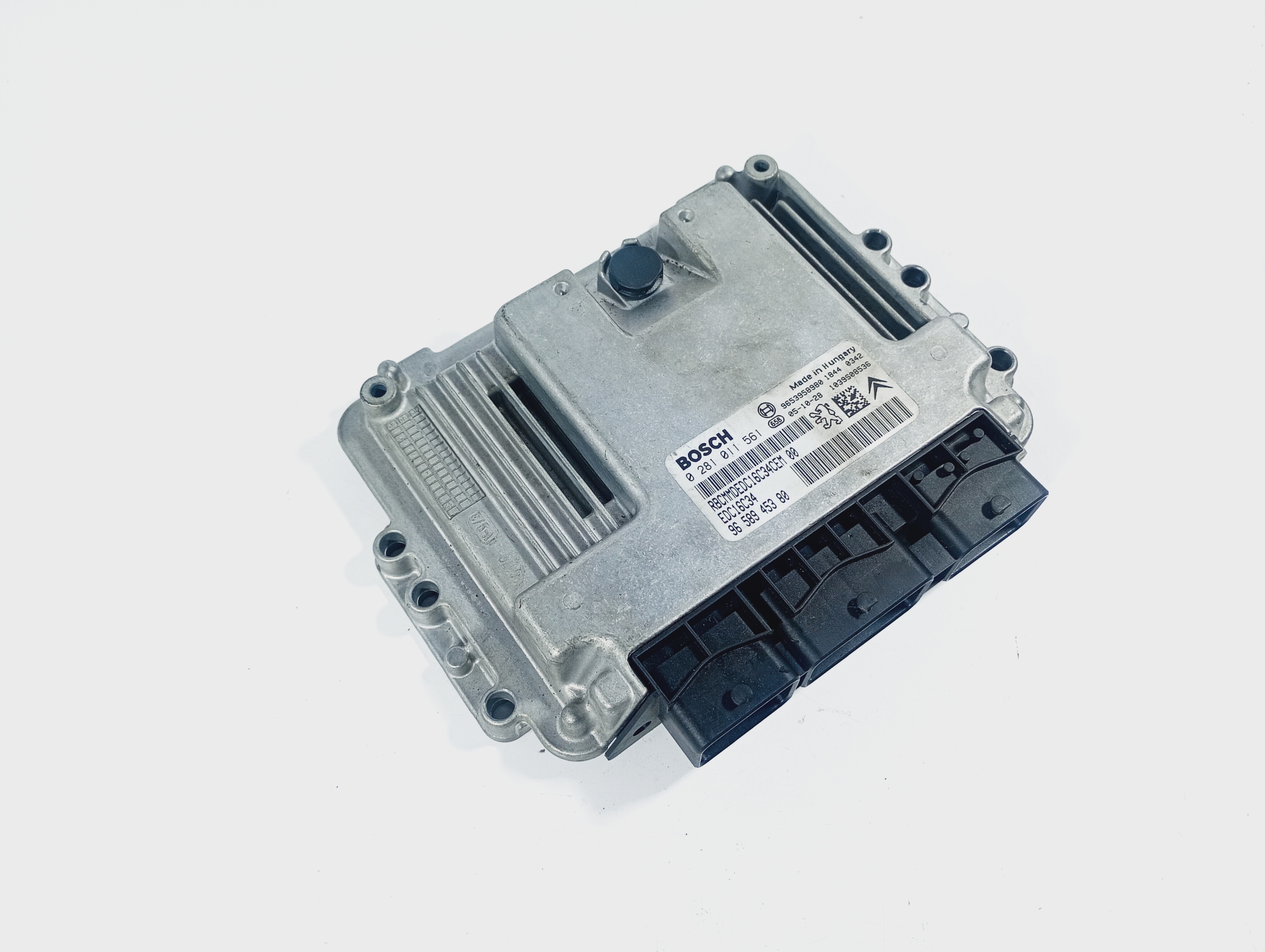 computer control unit of the engine OE 0281011561 Citroen C5 II 2 04-08
