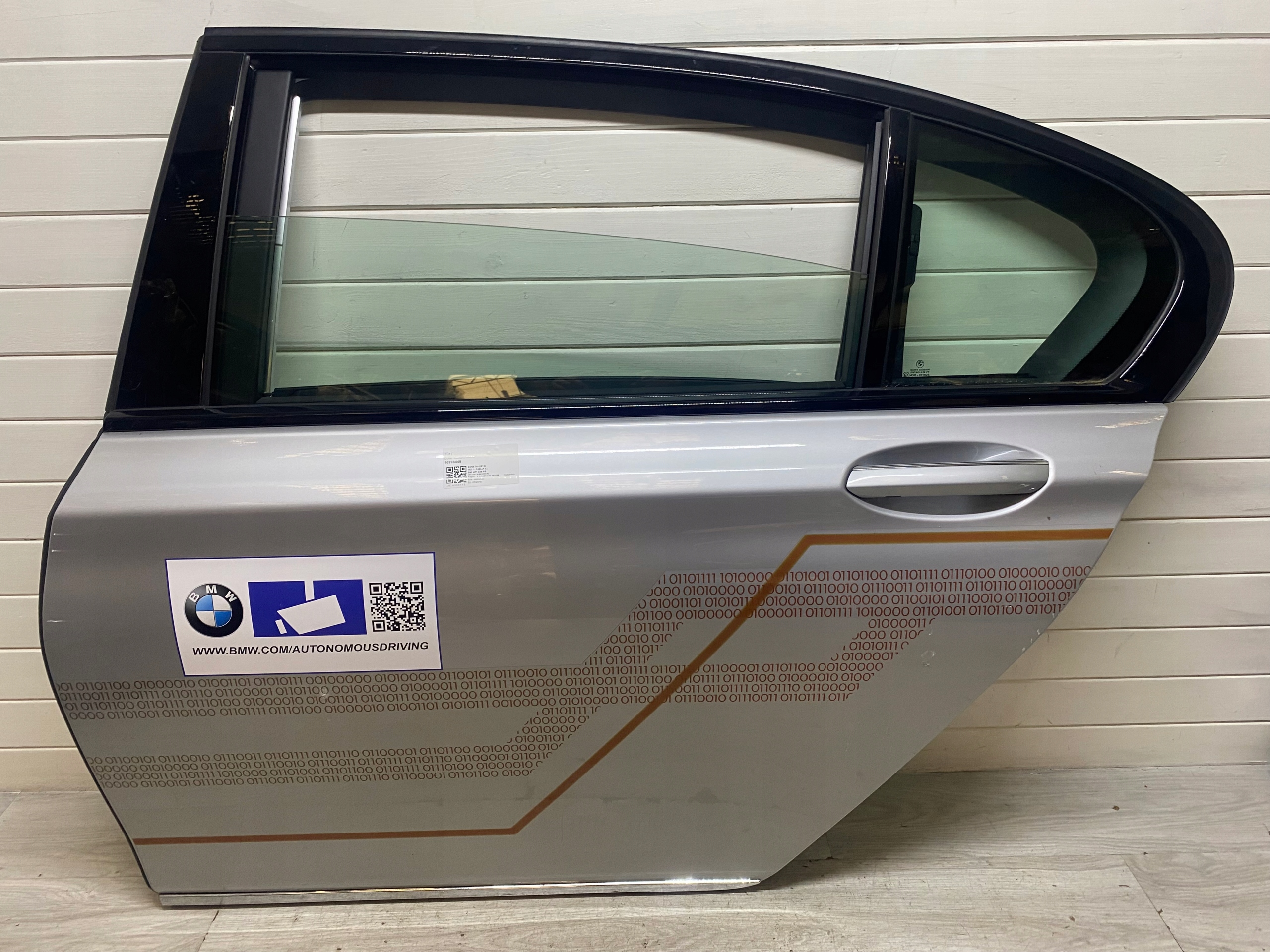BMW 7 G12 door left rear. rear part A83
