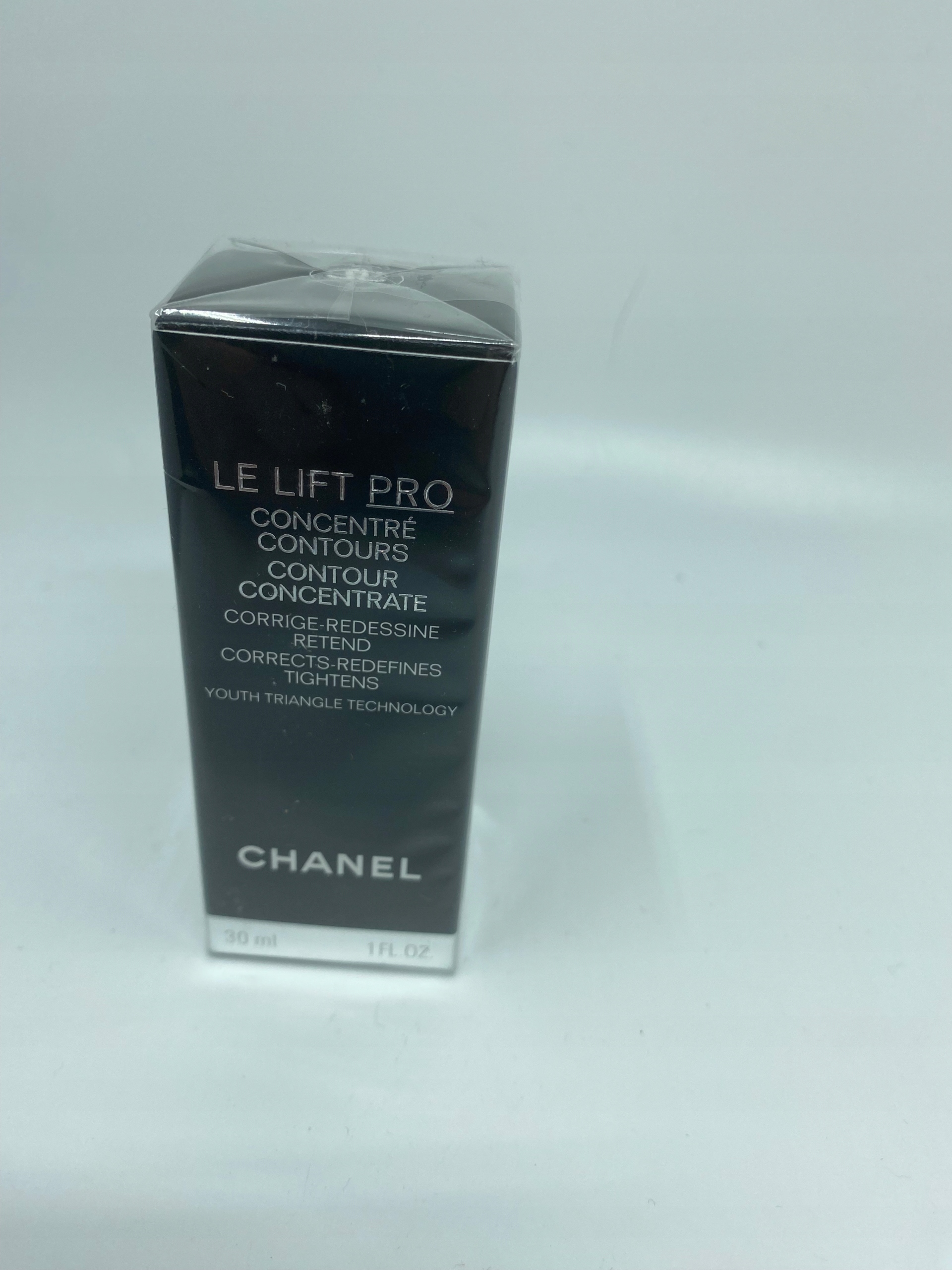 Chanel+LE+LIFT+PRO+Concentrate+30+ML+camellia+2023+ornament for sale online