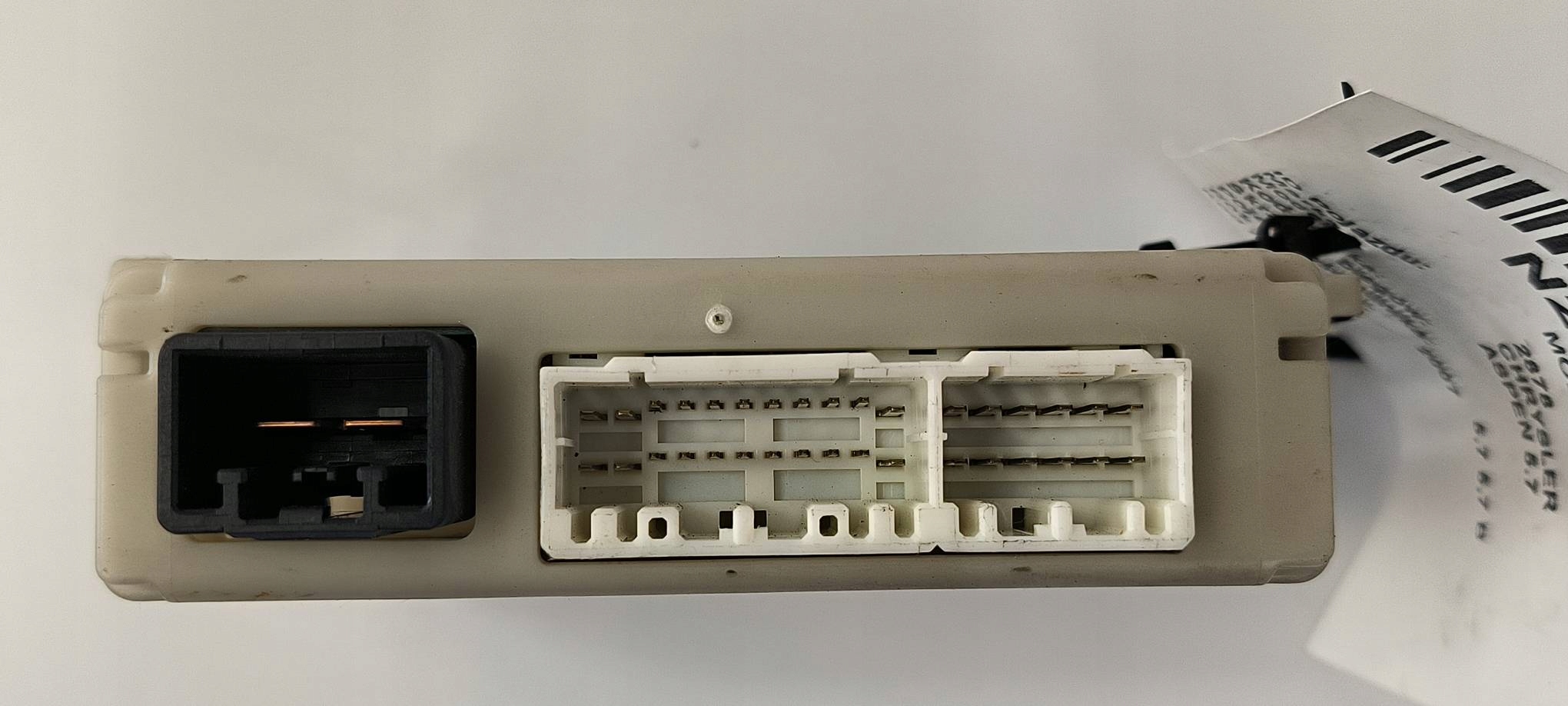 module P05026505AC CHRYSLER ASPEN 5.7