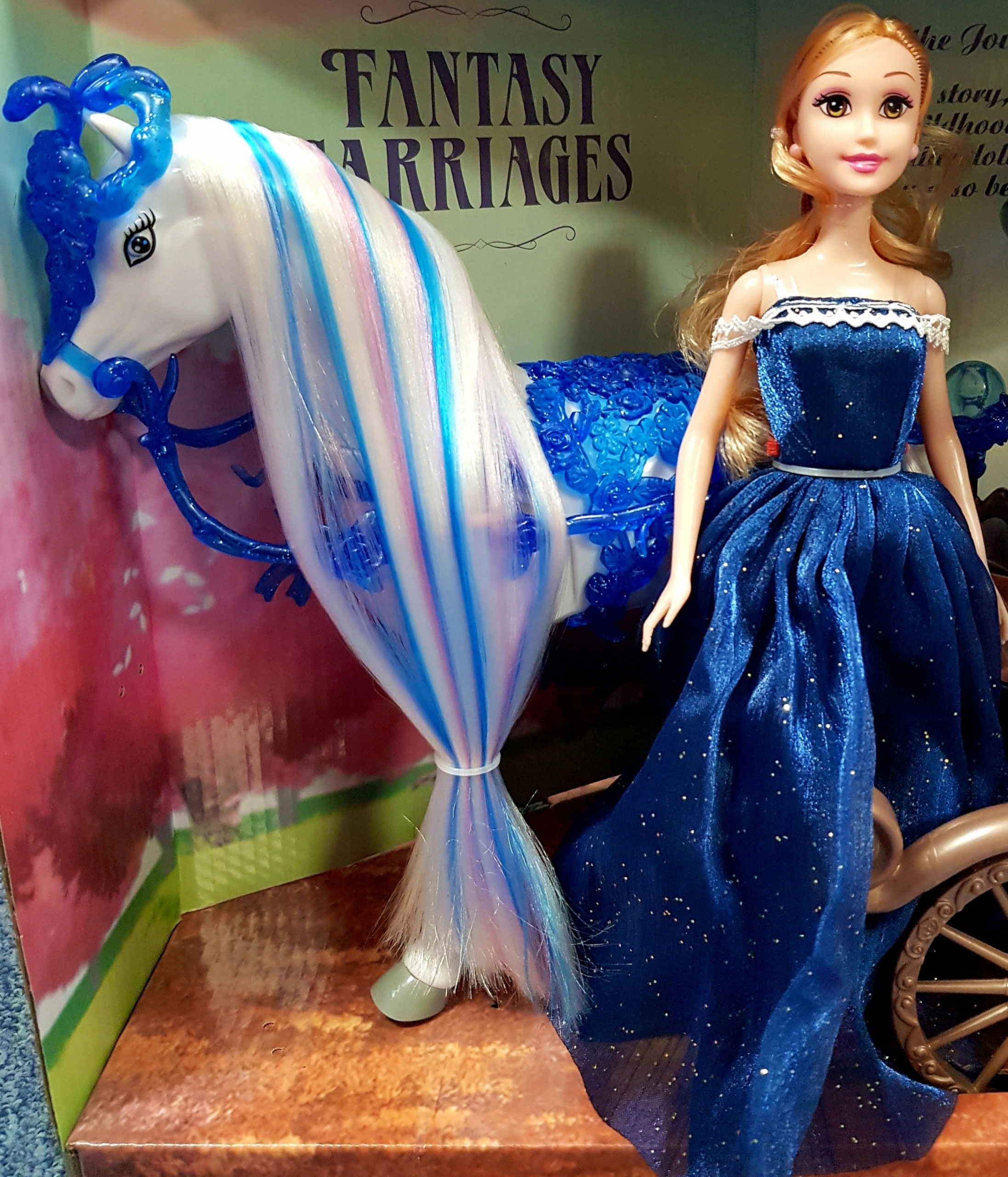 Kareta z koniem chodzącycm B/O 5412