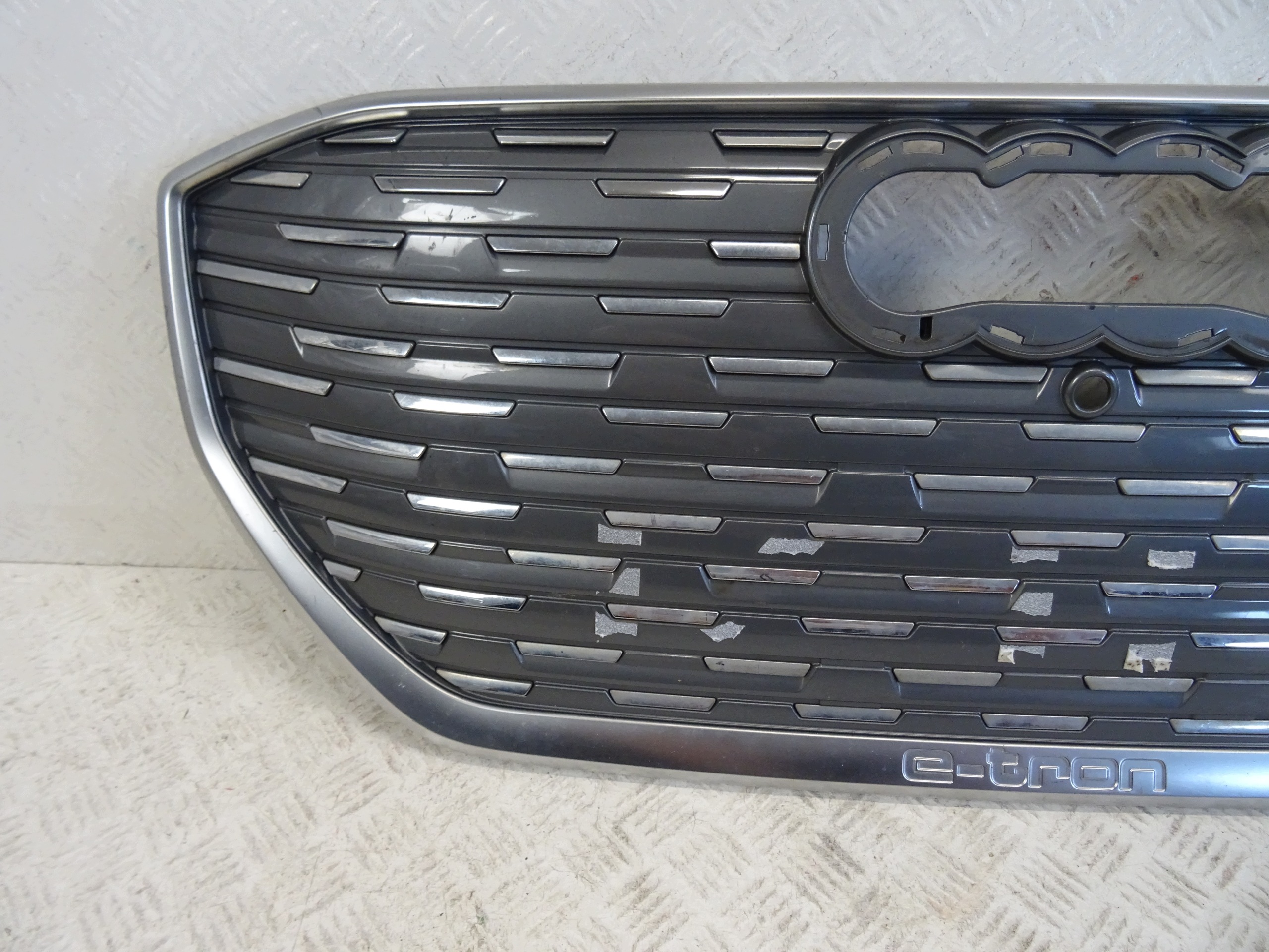 grill grille front front AUDI Q4 E-TRON 89A853651B