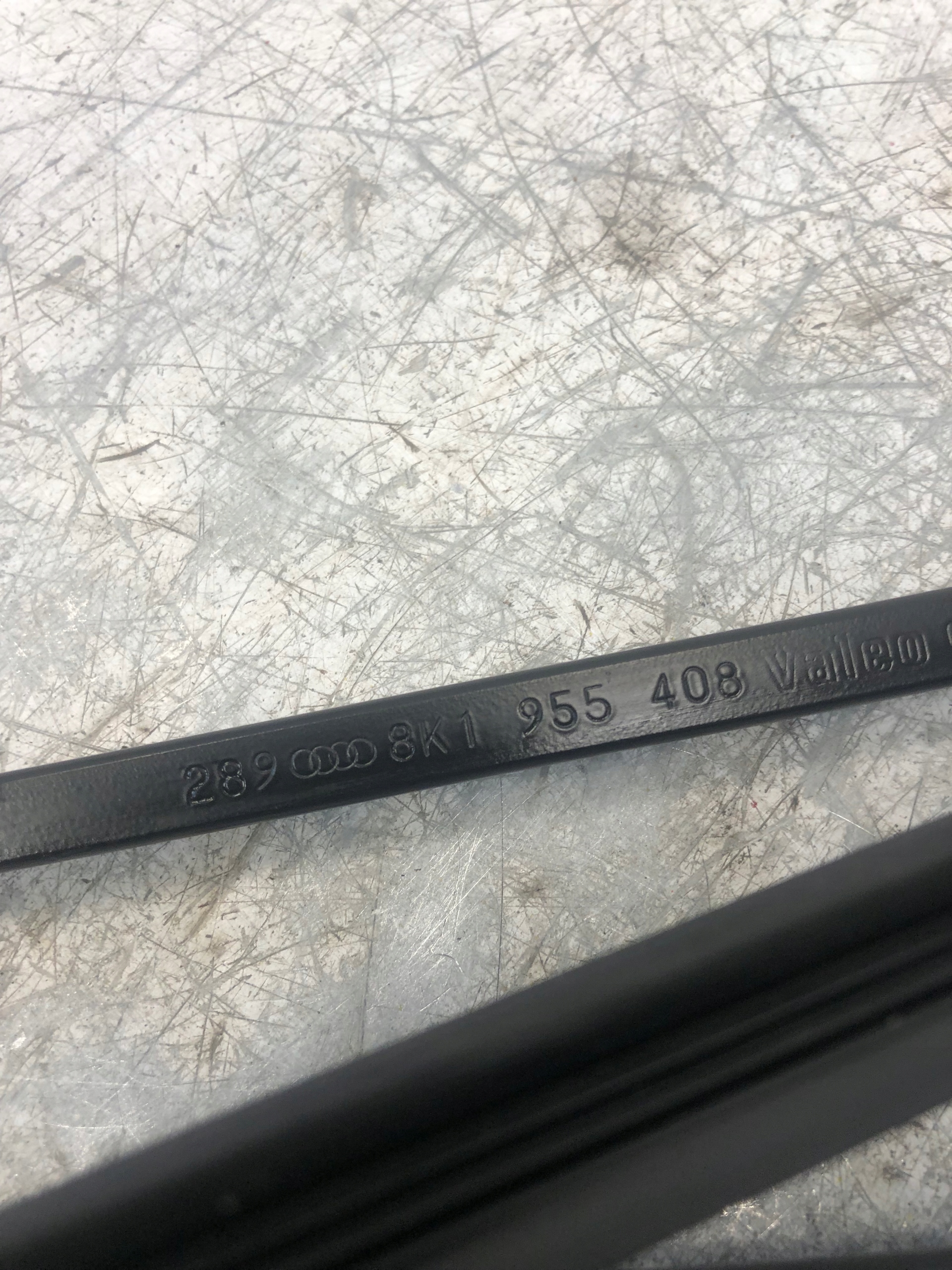 Bracci tergicristallo AUDI A4 B8 8K1955407 8K1955408