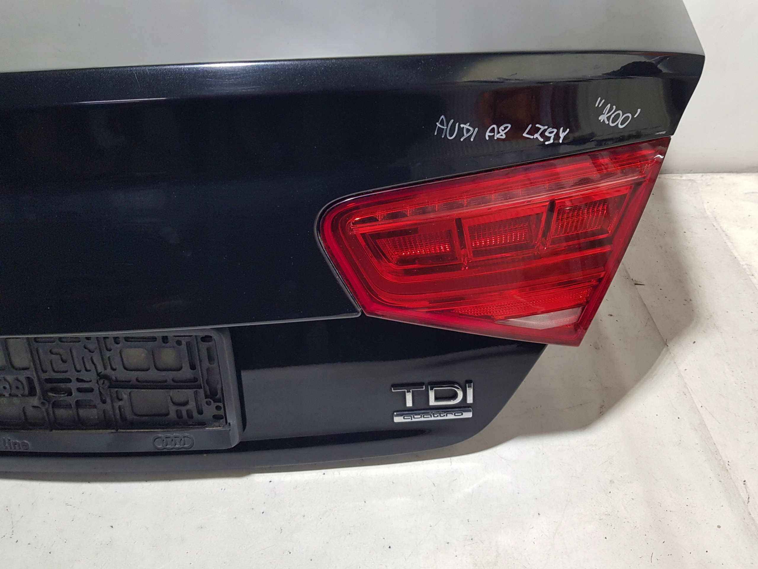 trunk door boot AUDI A8 D4 Lz9y
