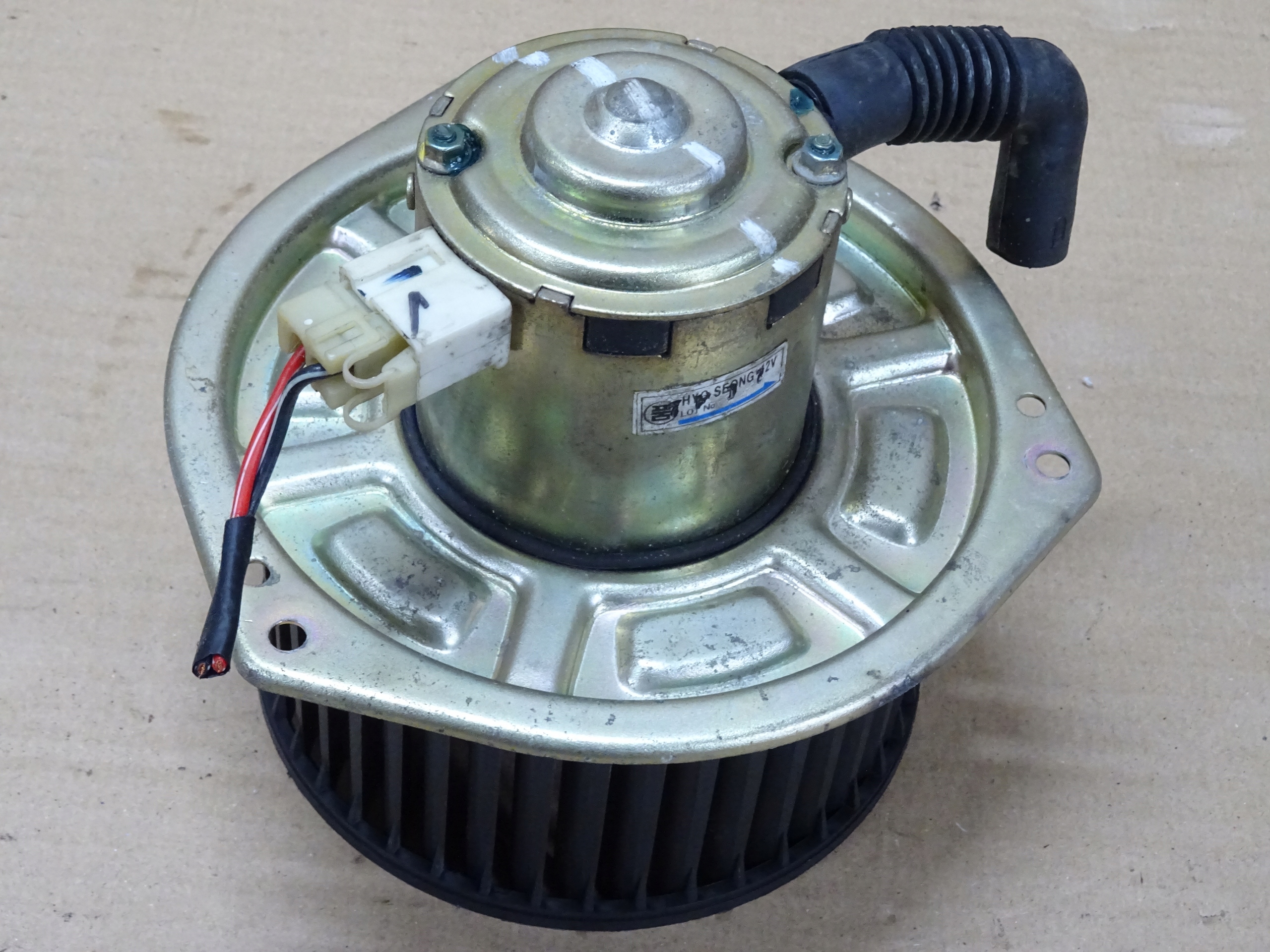 SSANGYONG KORANDO DMUCHAWA WENTYLATOR NAWIEWU EU