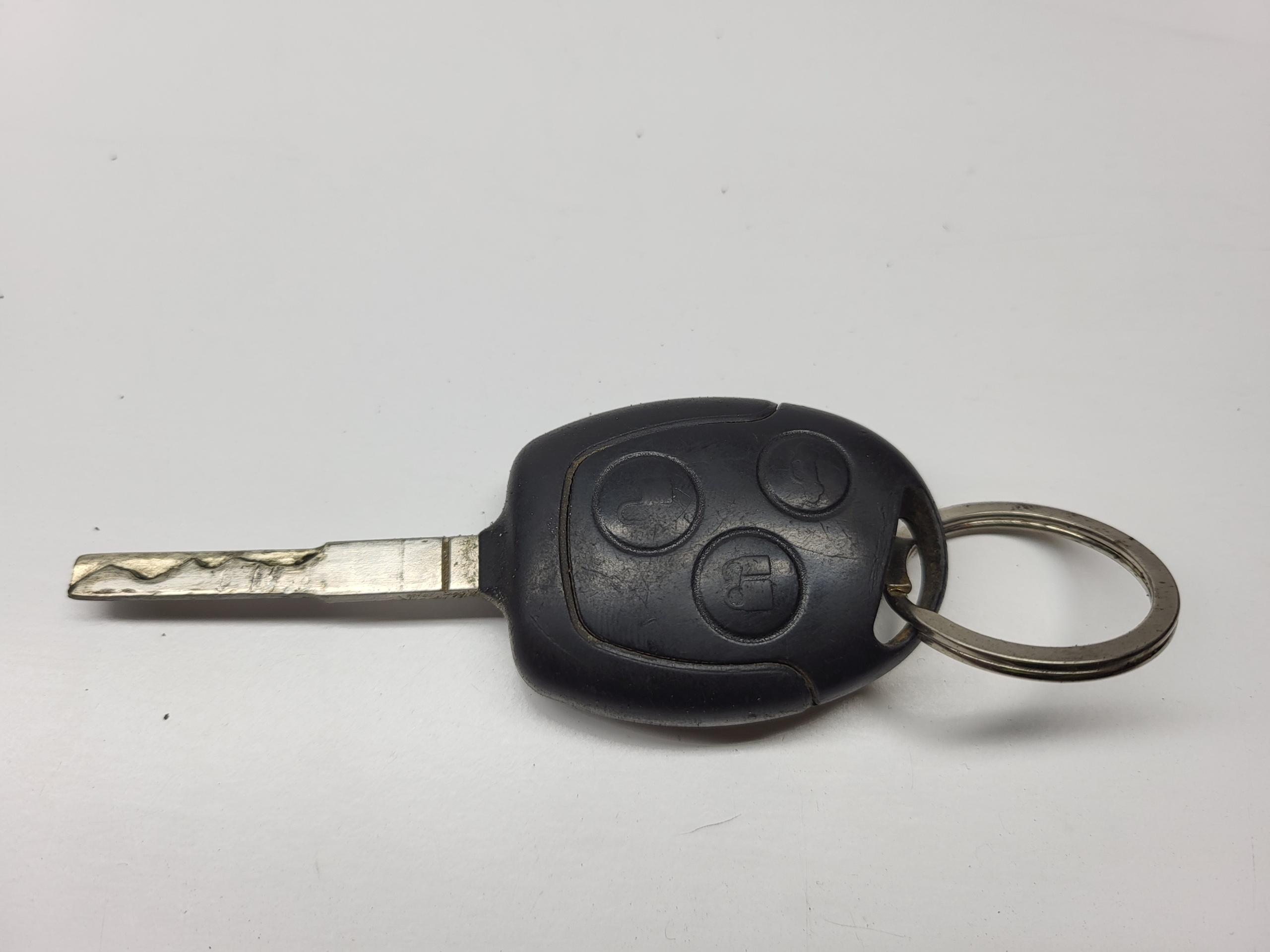 bonnet latch lock z kluczykiem Ford Focus Mk27 16C826AD