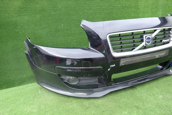VOLVO C30 R-design 10- front bumper front