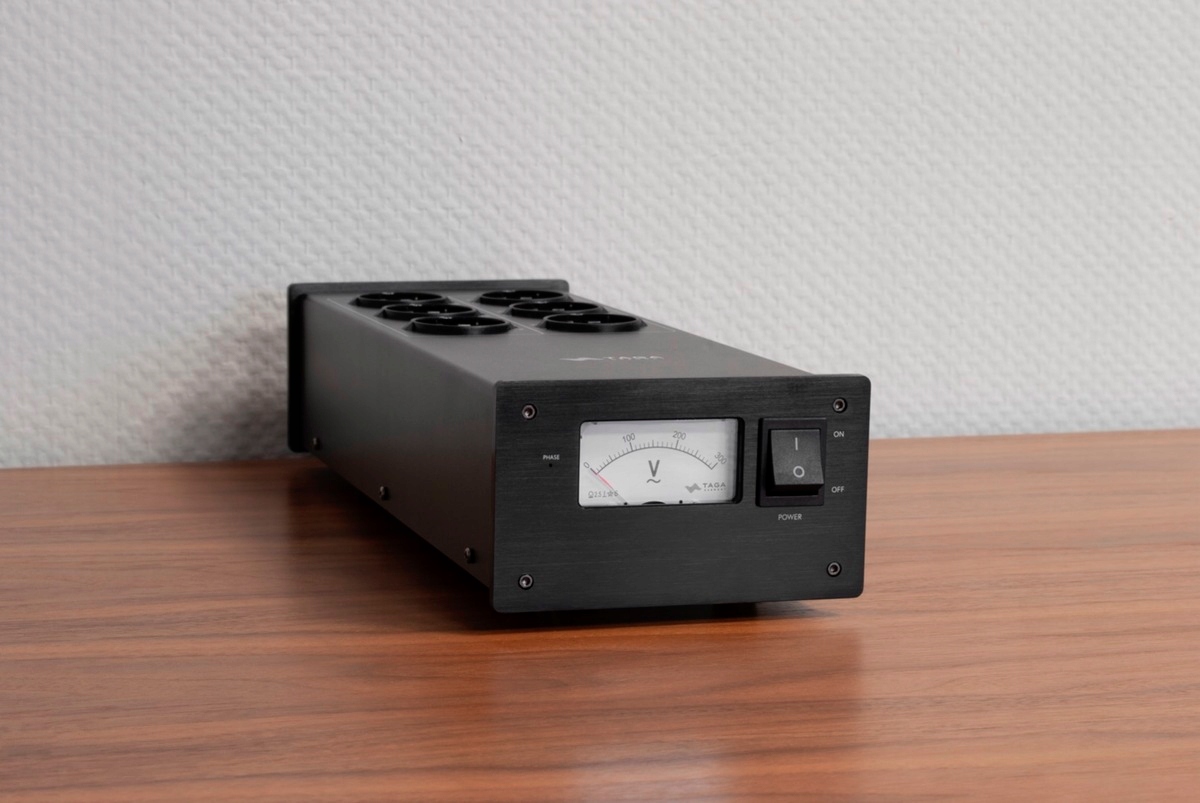 TAGA Harmony PF-600 2022 FILTR ZASILANIA Model PF-600