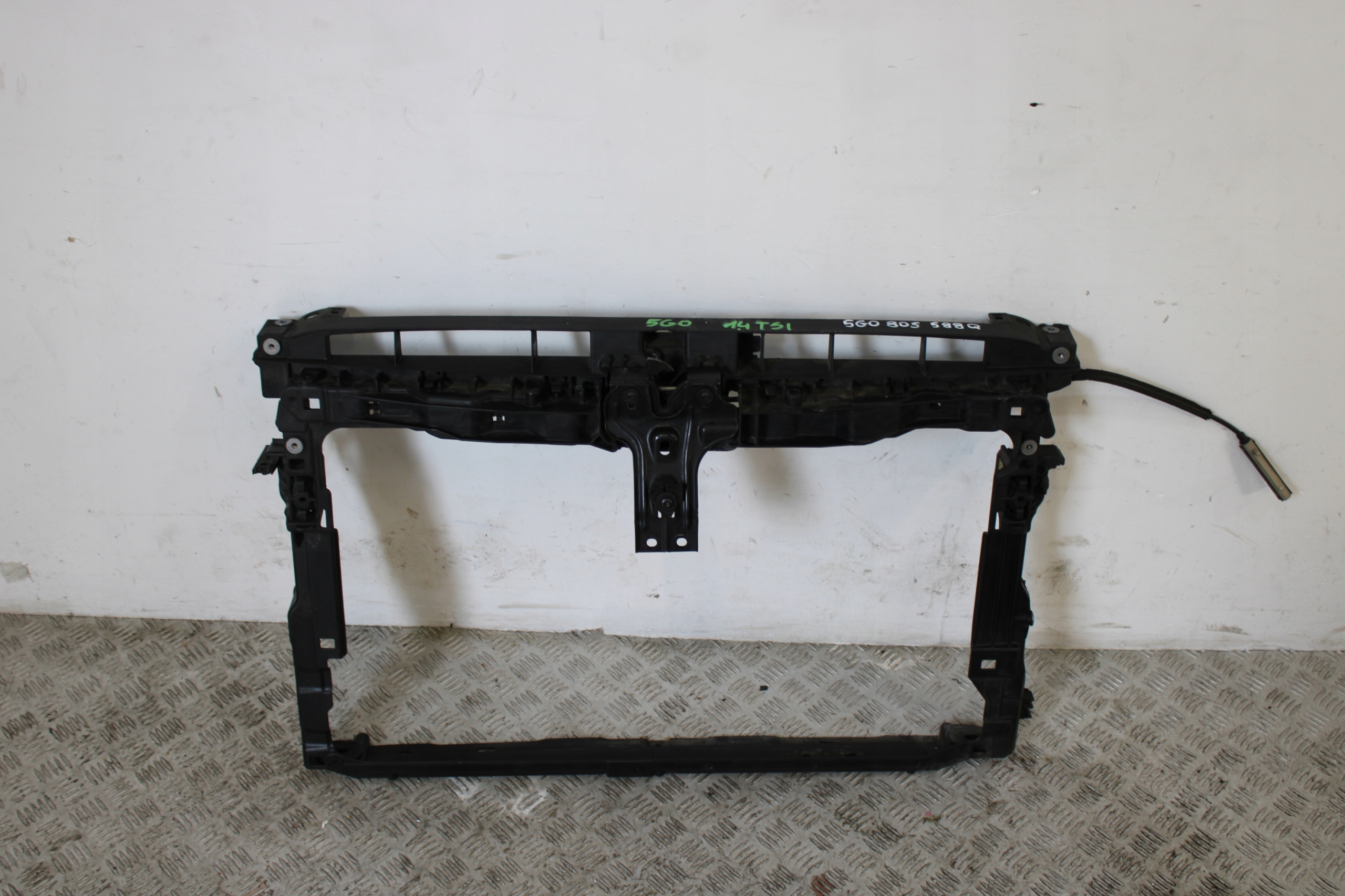 support panel for radiators VW GOLF VII 7 5G0 5G0805588Q 1,4 TSI