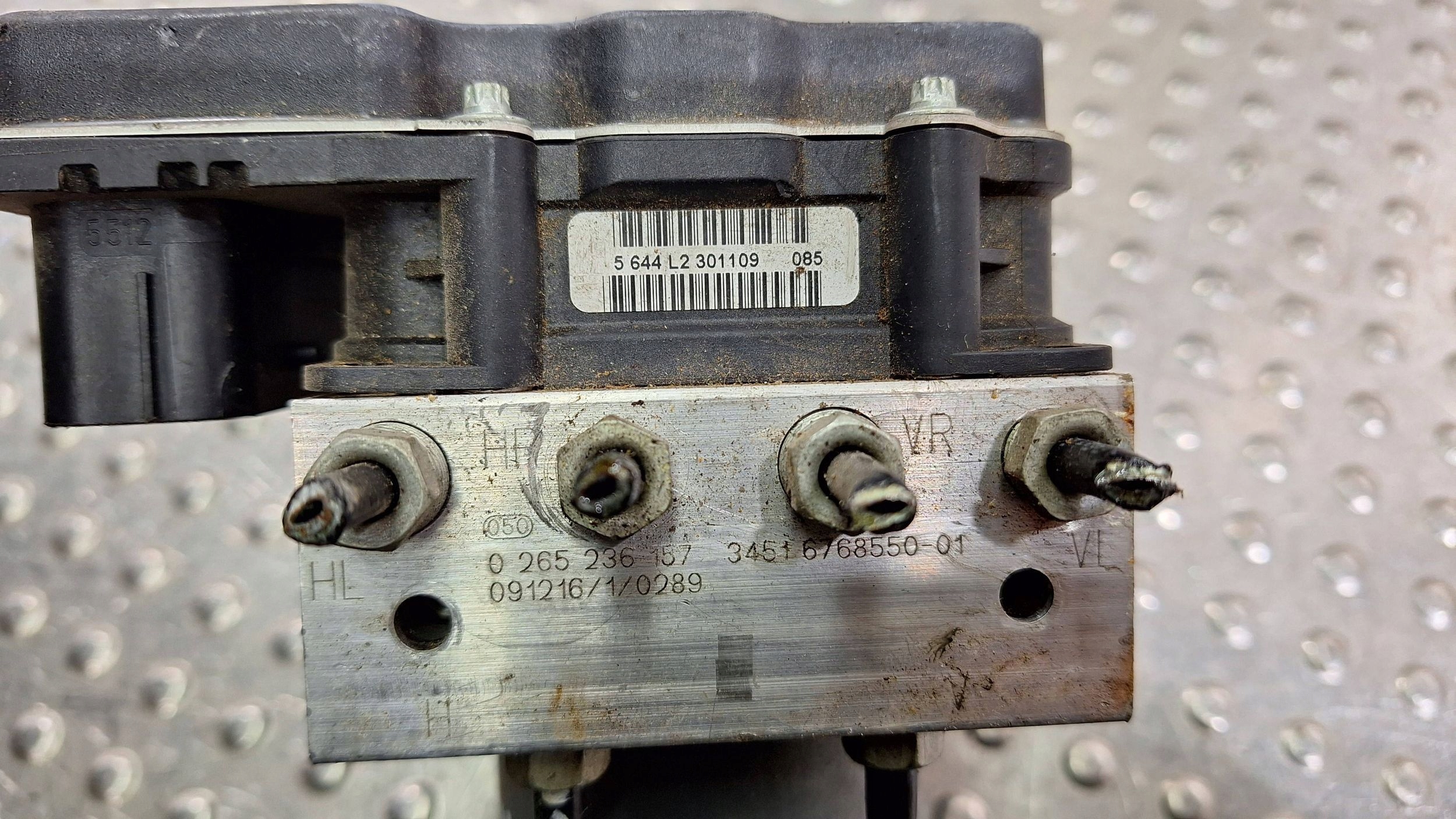 pump control unit ABS 6795186 6795187 BMW X1 E84 2.0 D