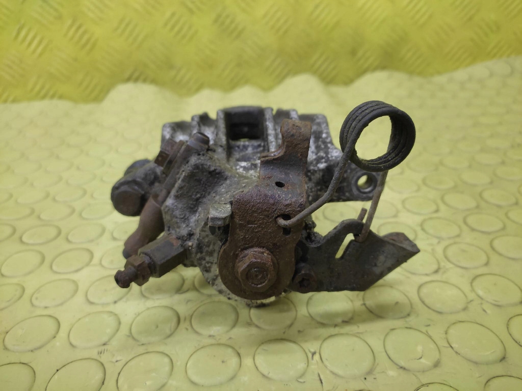 SKODA OCTAVIA 1.9 TDI caliper right rear part