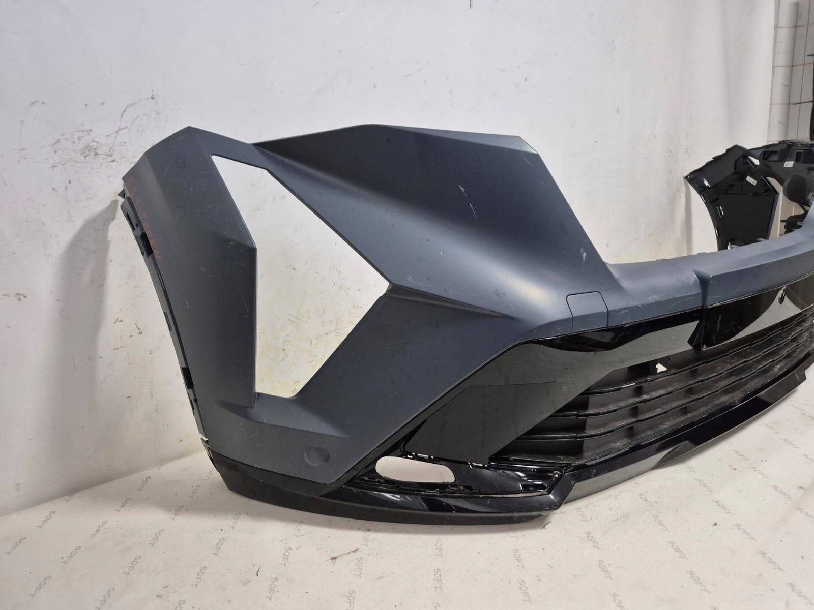 RENAULT RAFALE 24- bumper front front PDC 620225639R