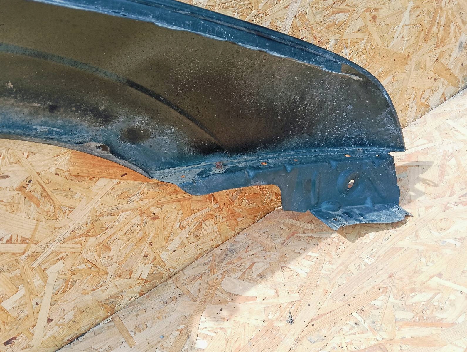 fender left front Do Malowania FORD Mondeo MK3 Lakier G0