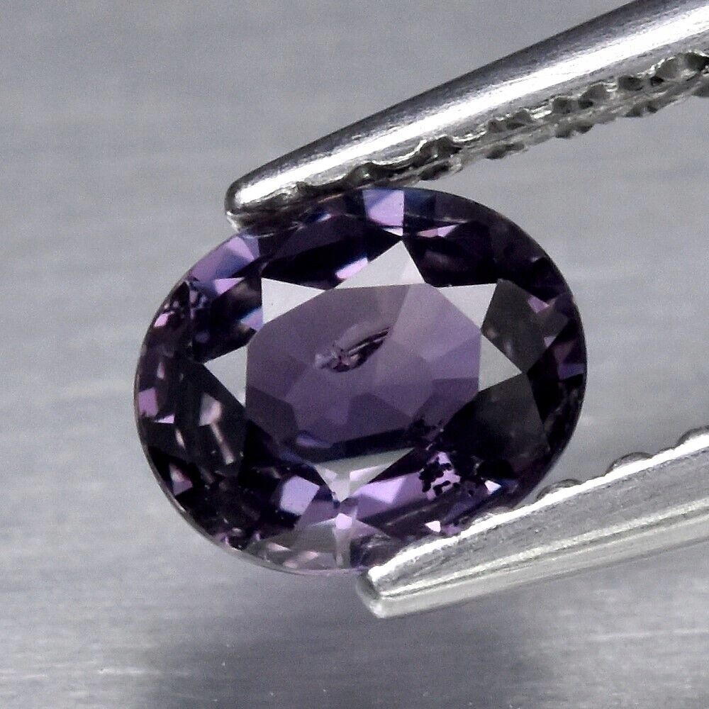 Přírodní Safír 0.53ct TriColor Ovál eCertifikace Wbd