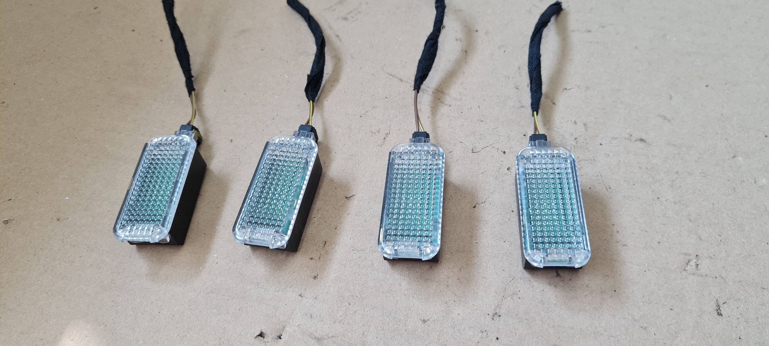 A7 4G S7 Feux phare Interne Interne Prise 4E0947415 A6 C6 C7 4G A4 B8 Q5