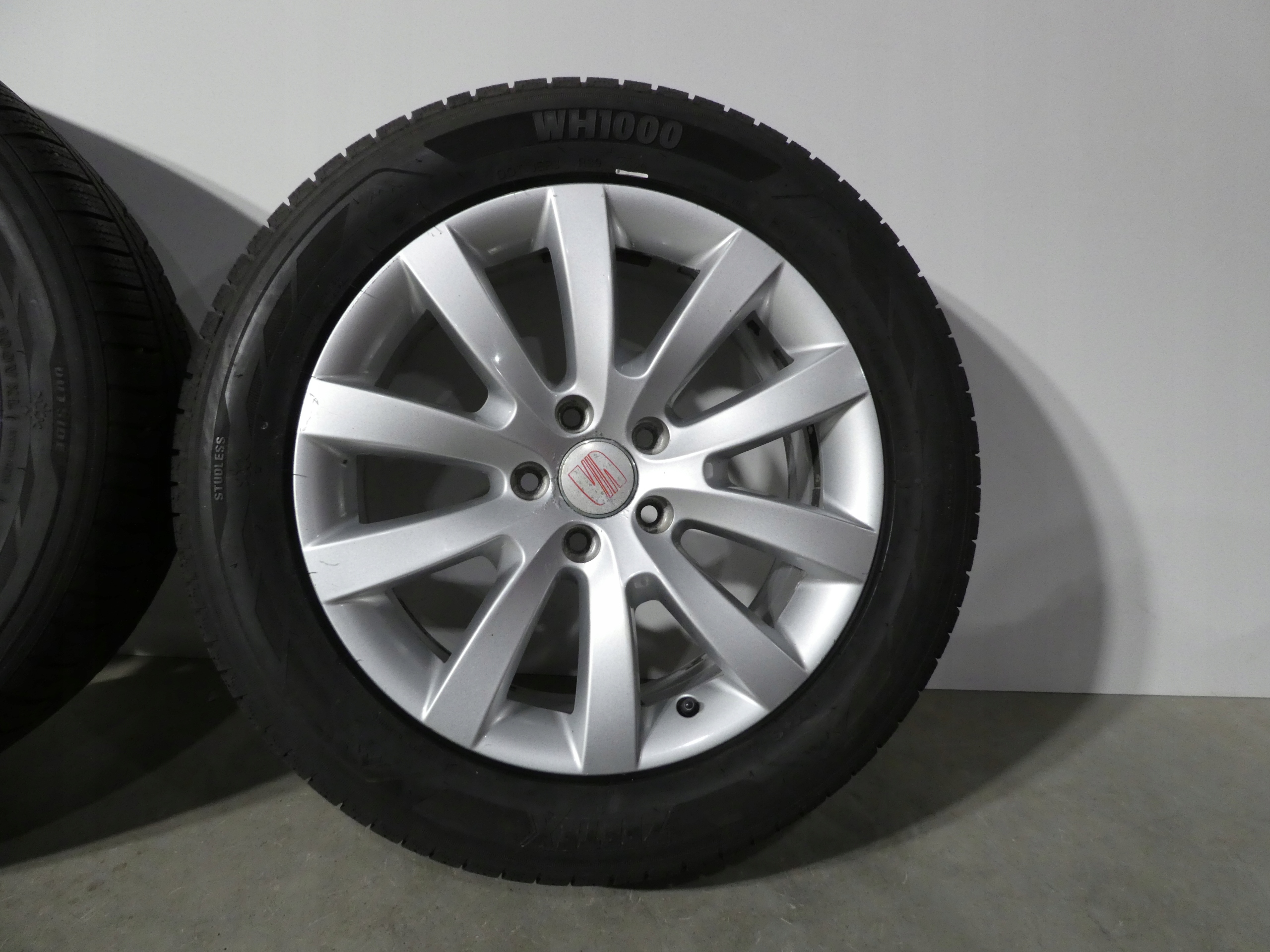 4X wheels discs tyres VW SEAT 1K8601025 2020R