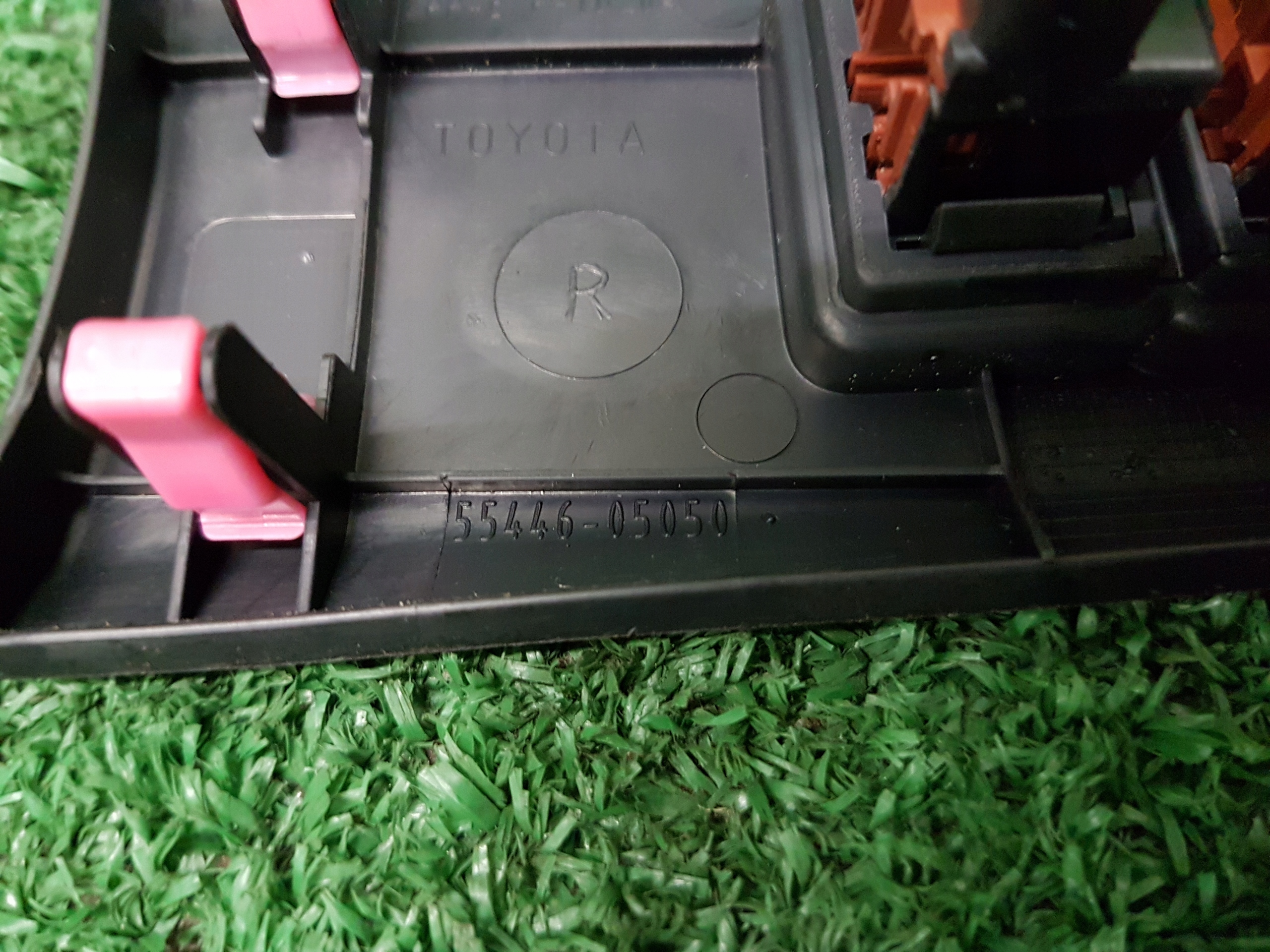 PANEL controls TOYOTA AVENSIS T27 55446-05050