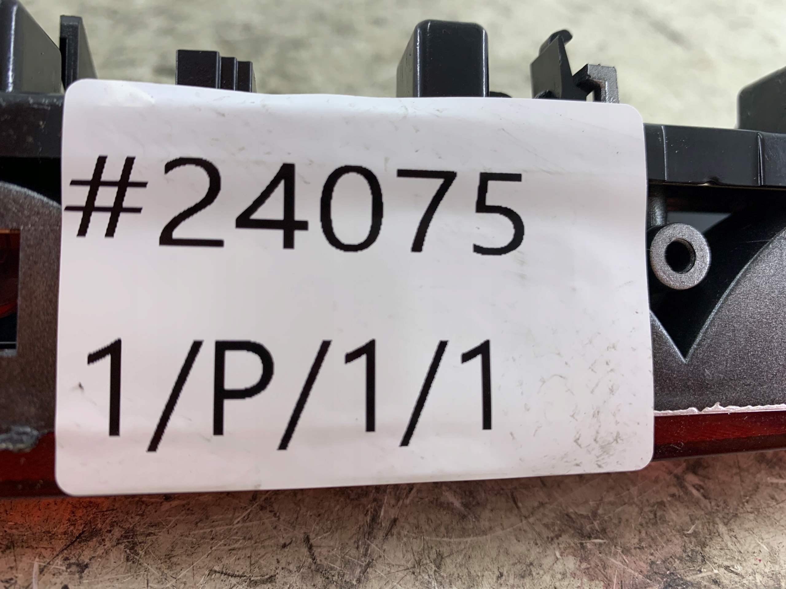 PEUGEOT 807 CITROEN C8 third light STOP 38310002