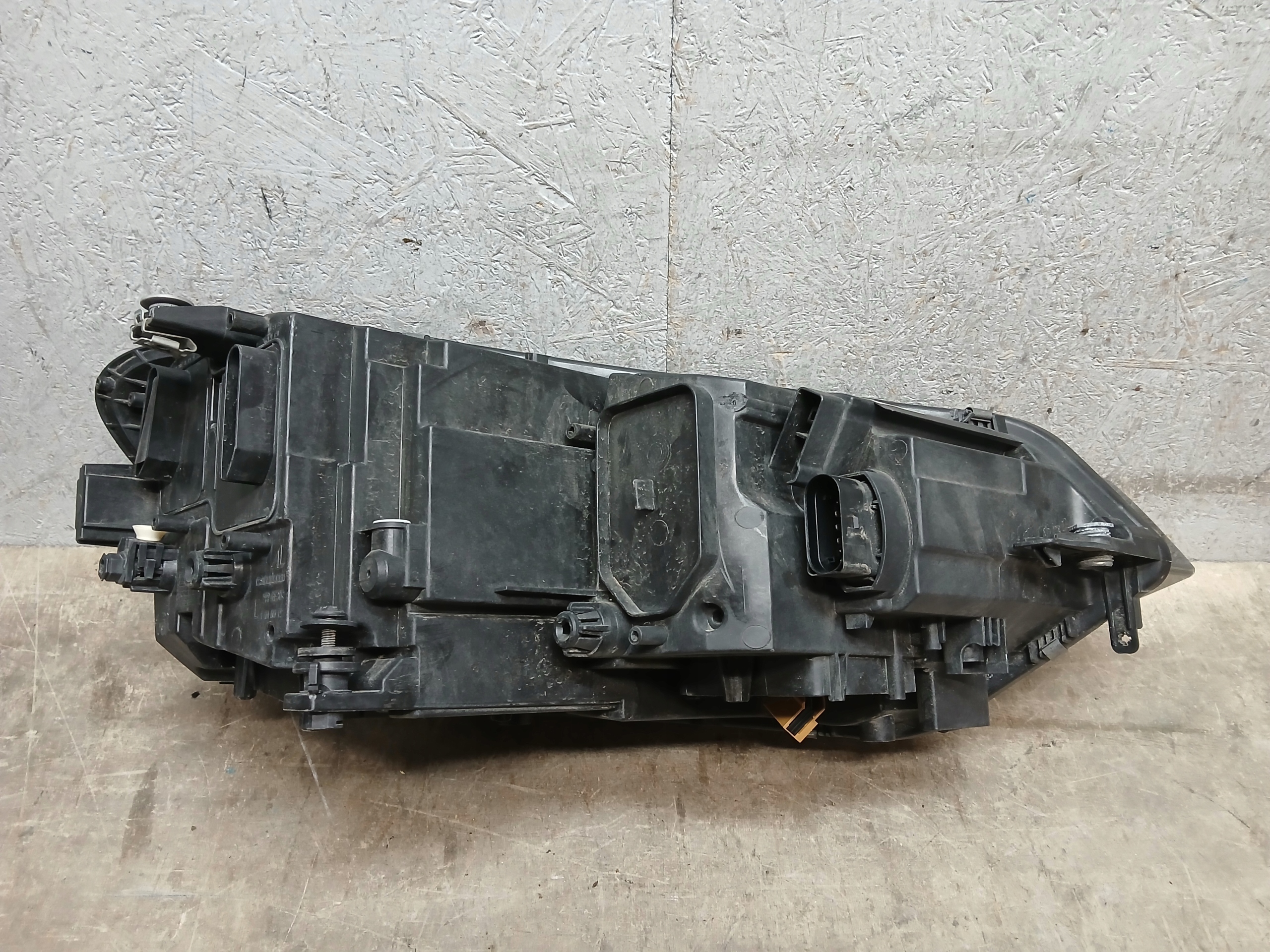 light front left VW TOURAN 5TA 15- FULL LED 5TA941035E