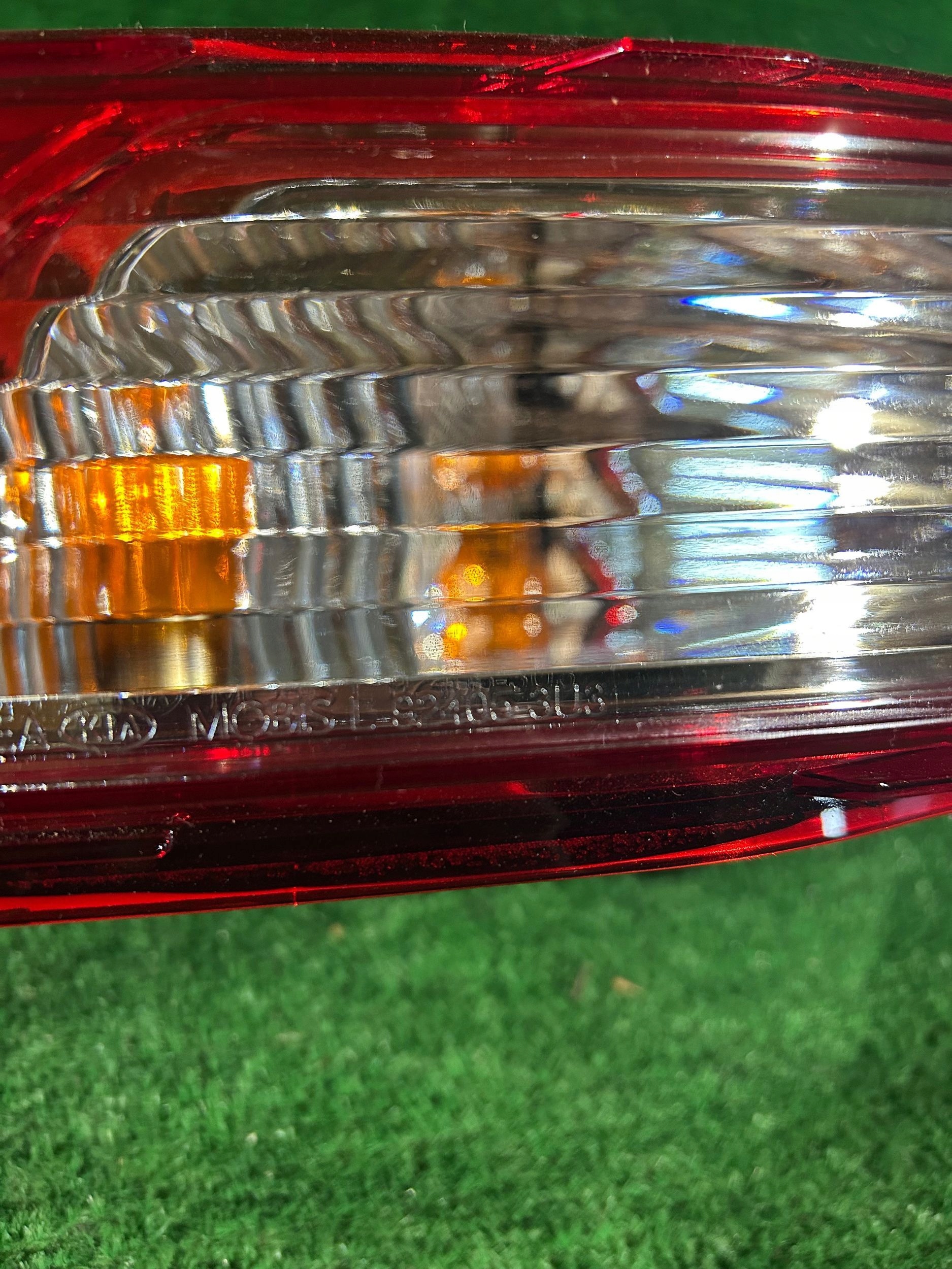 light rear part rear W bumper left KIA SPORTAGE III NR.24