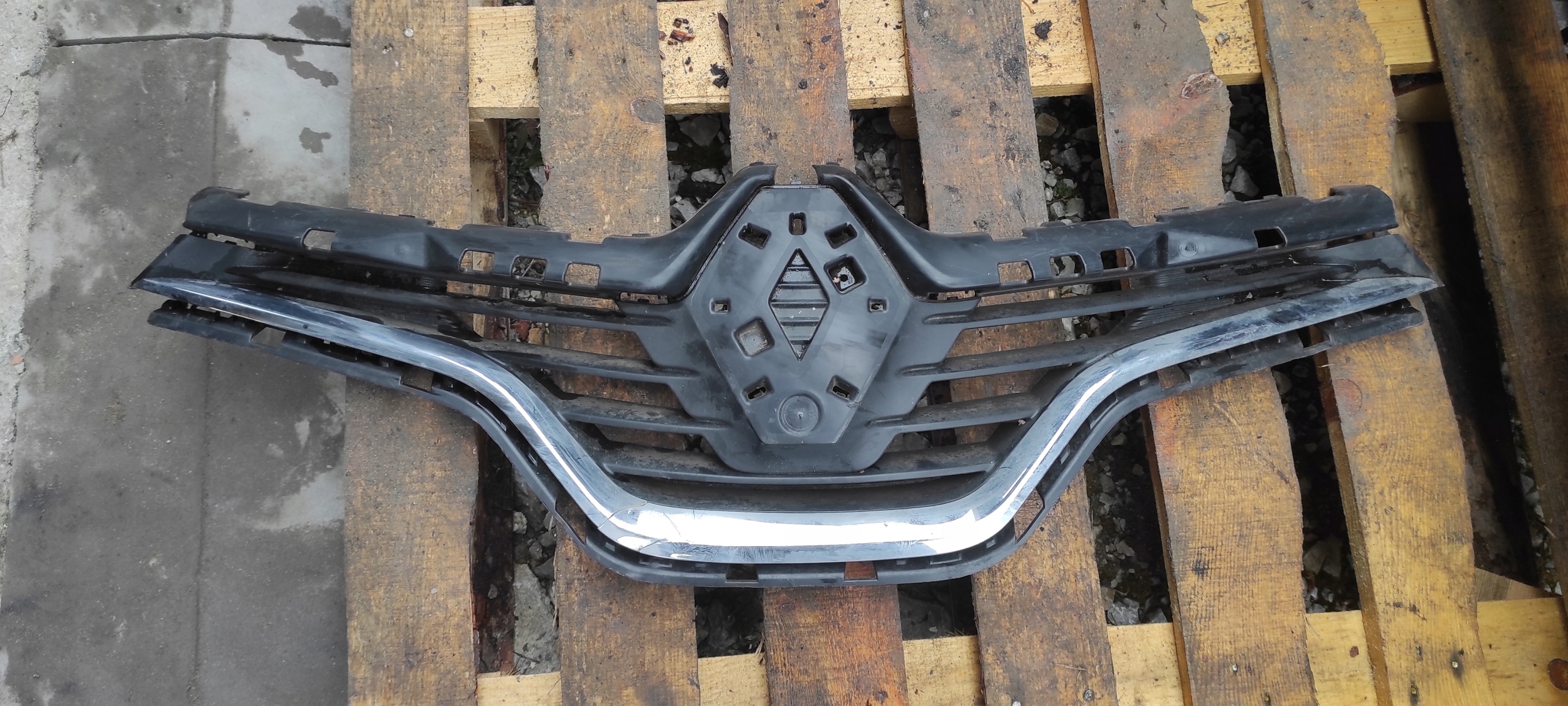 GRILL GRILL CHROM RENAULT CAPTUR 623102335R