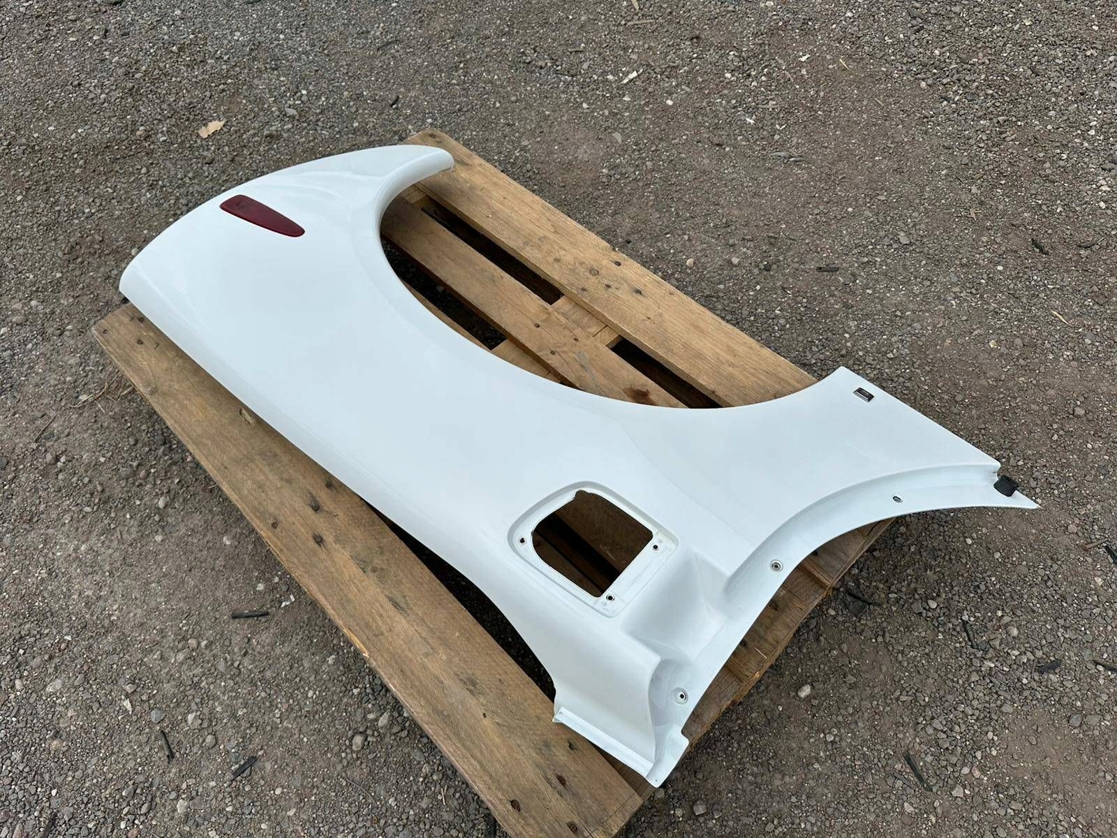 fender rear part rear left Chevrolet Corvette C6 2005-2013