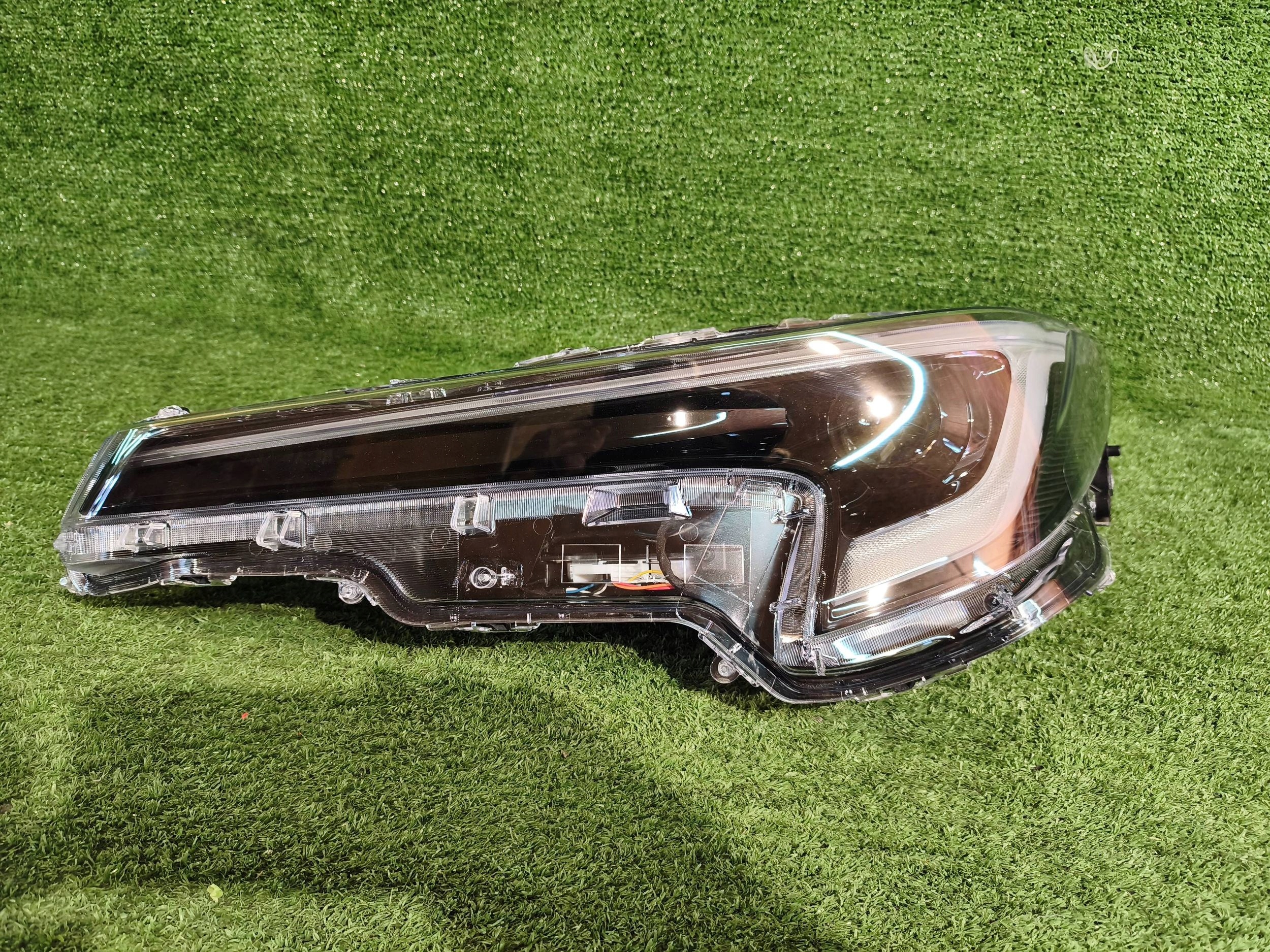 REFLEKTOR left front TOYOTA COROLLA E21 HB KOMBI LIFT FULL LED NR.1176