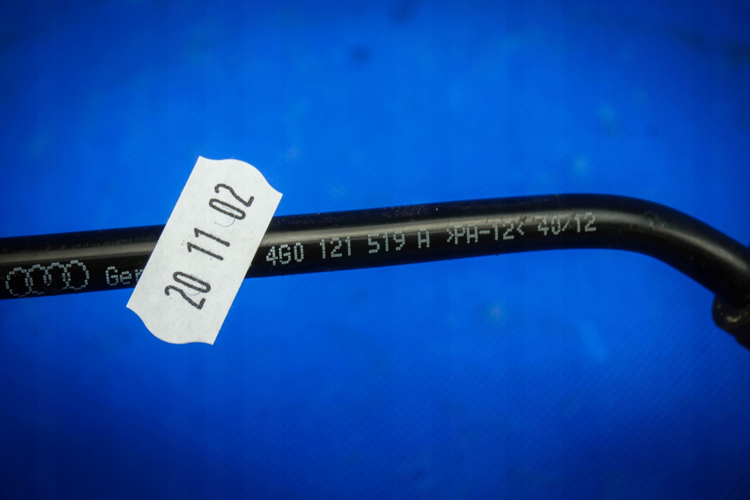 schlauch entlüftungs Audi RS6 4G RS7 4G0121519A