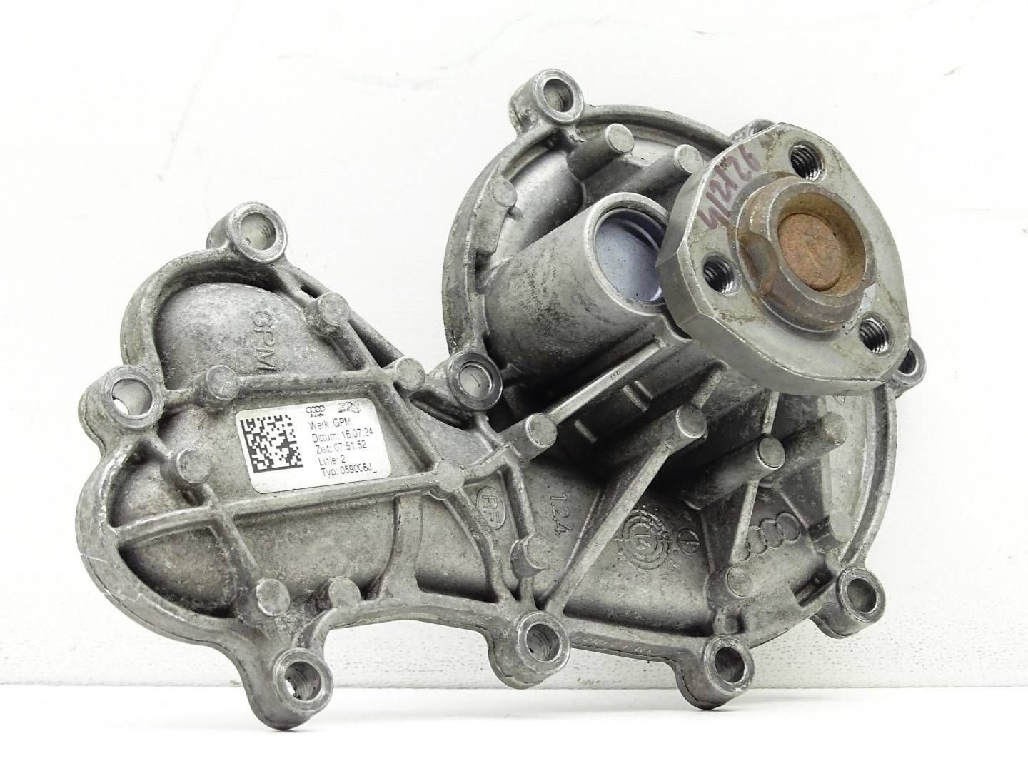 water pump AUDI A8 Q7 4L 3.0TDI 059008J