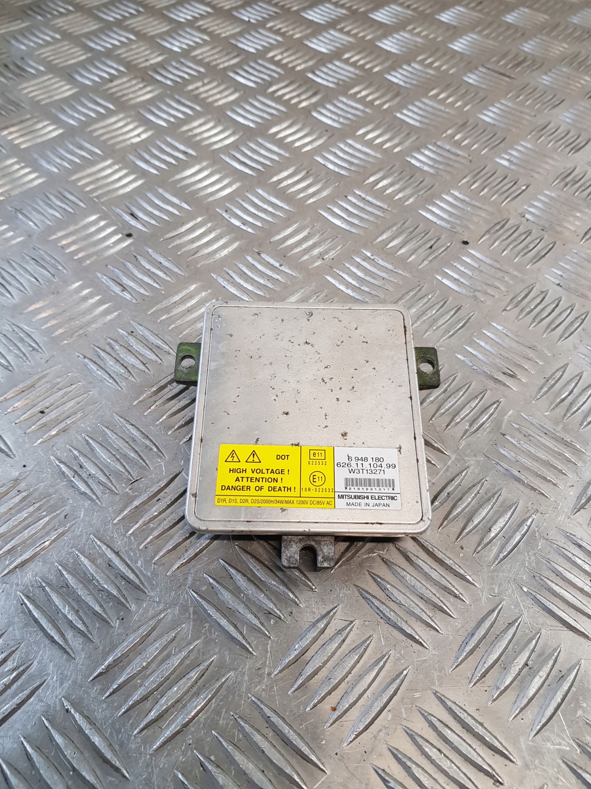 control unit XENON MITSUBISHI 6948180