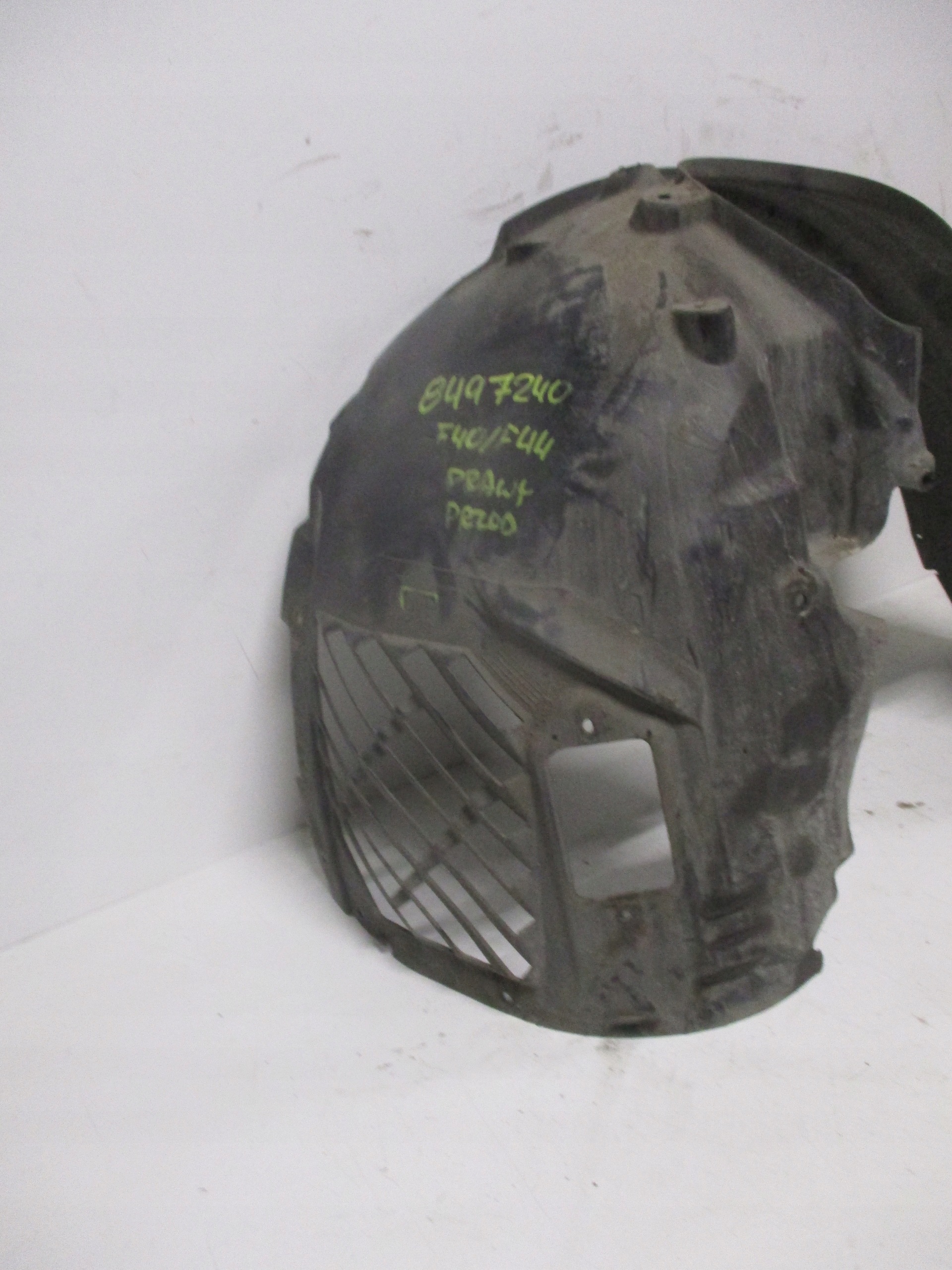 mudguard BMW SERIA 1 F40 F44 front right 8497240