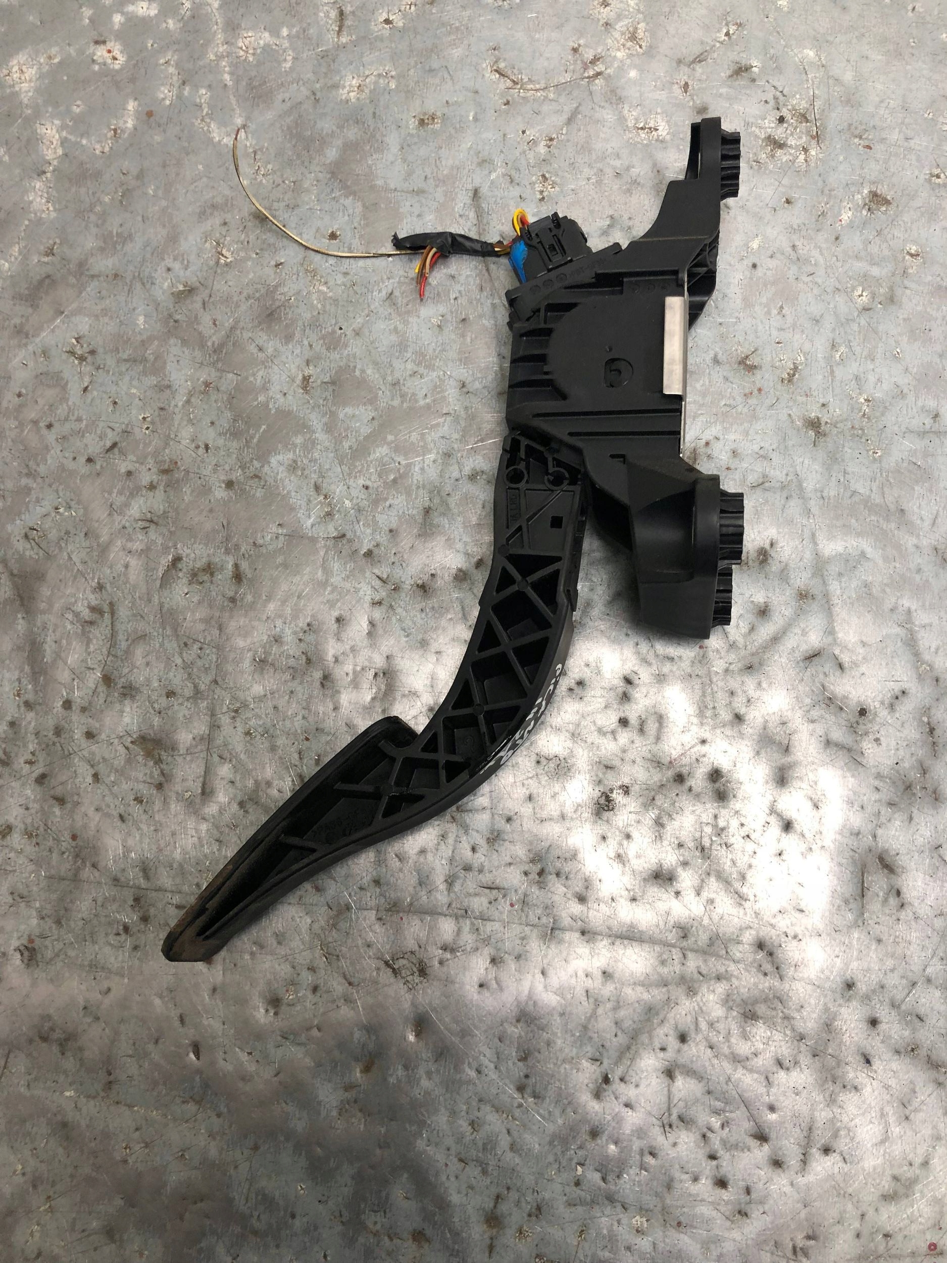 accelerator pedal KIA PICANTO III 32700XXXXX