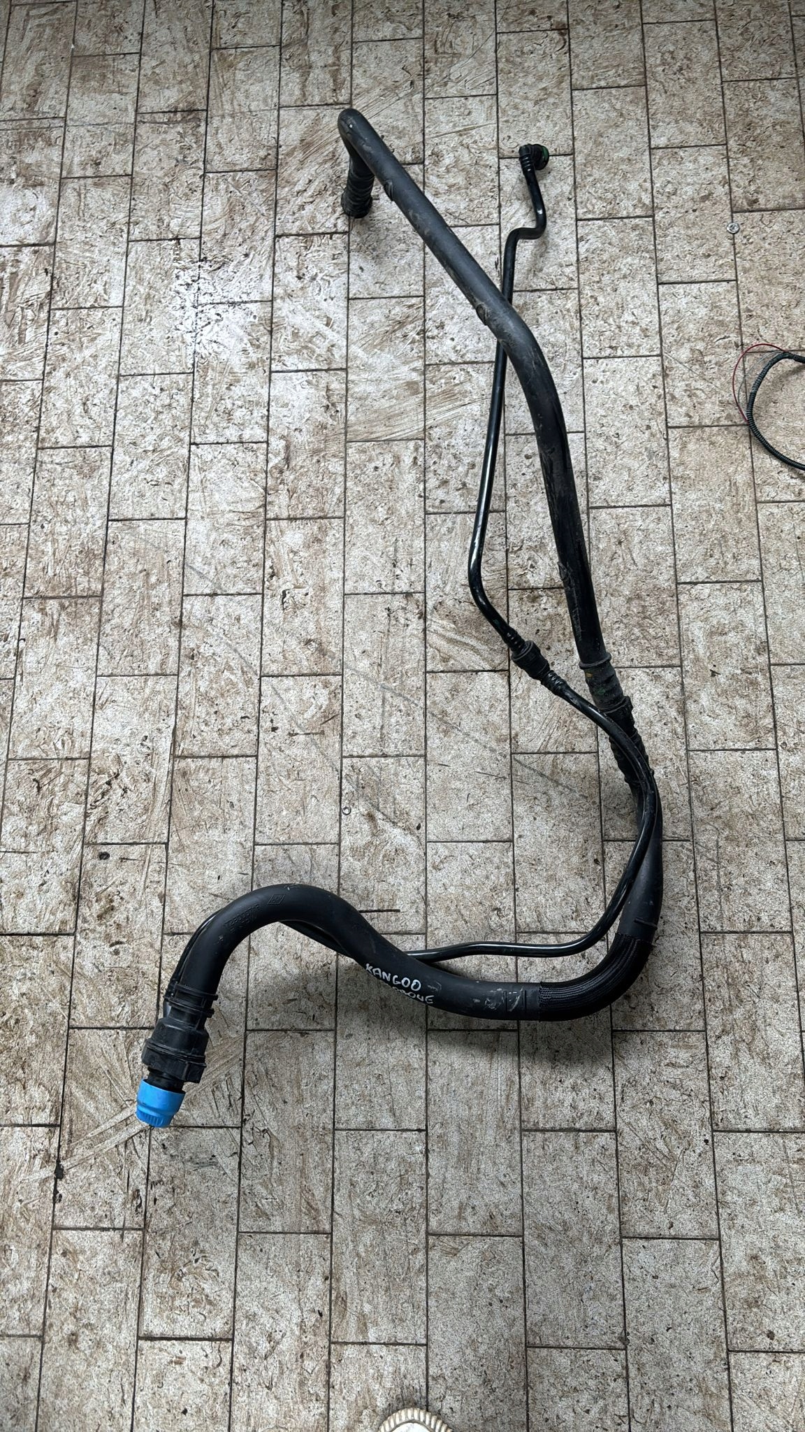 WLEW pipe ADBLUE RENAULT KANGOO IV 172B00071R
