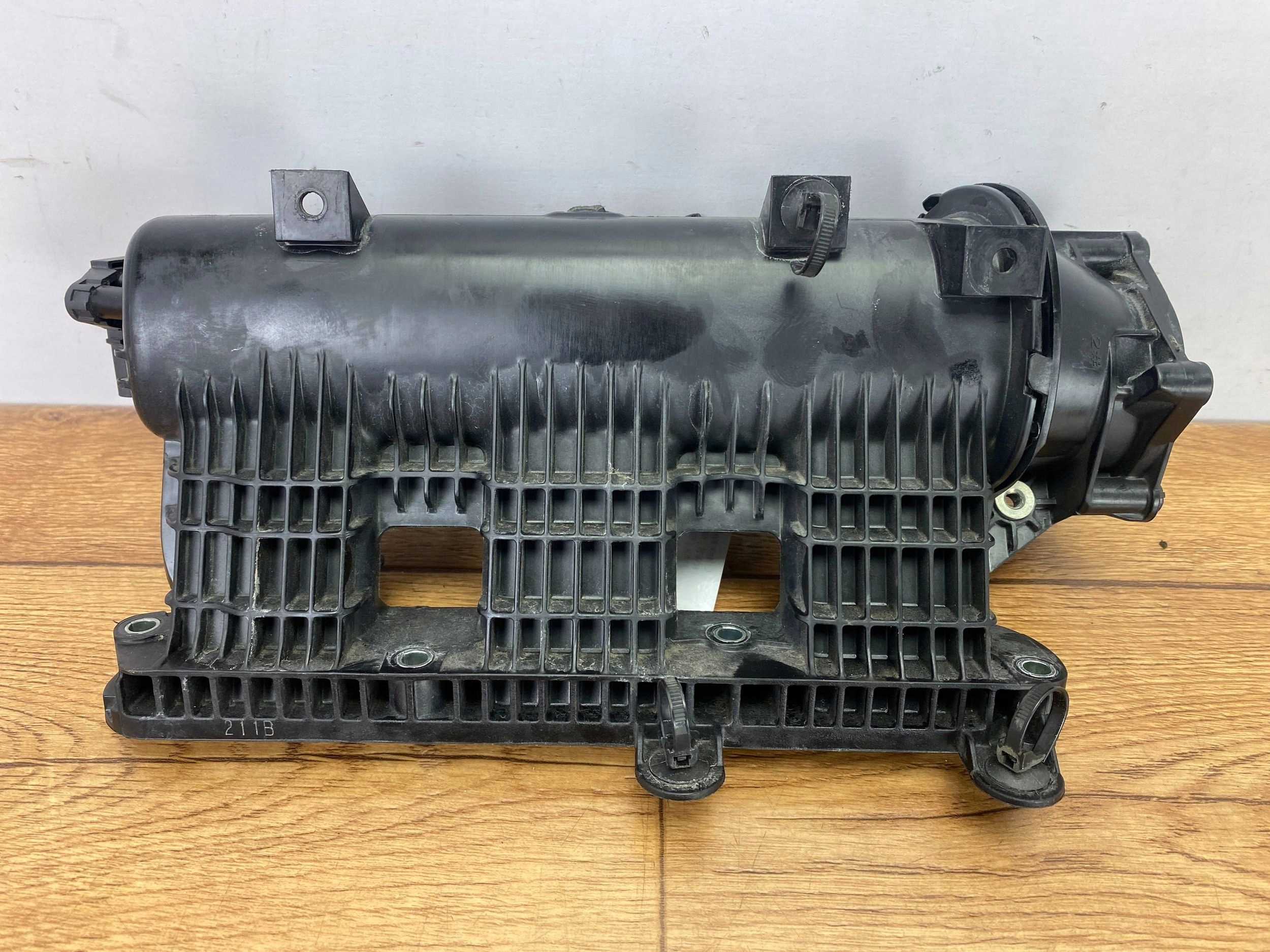 intake manifold Ford Escape IV Kuga MK3 2020+
