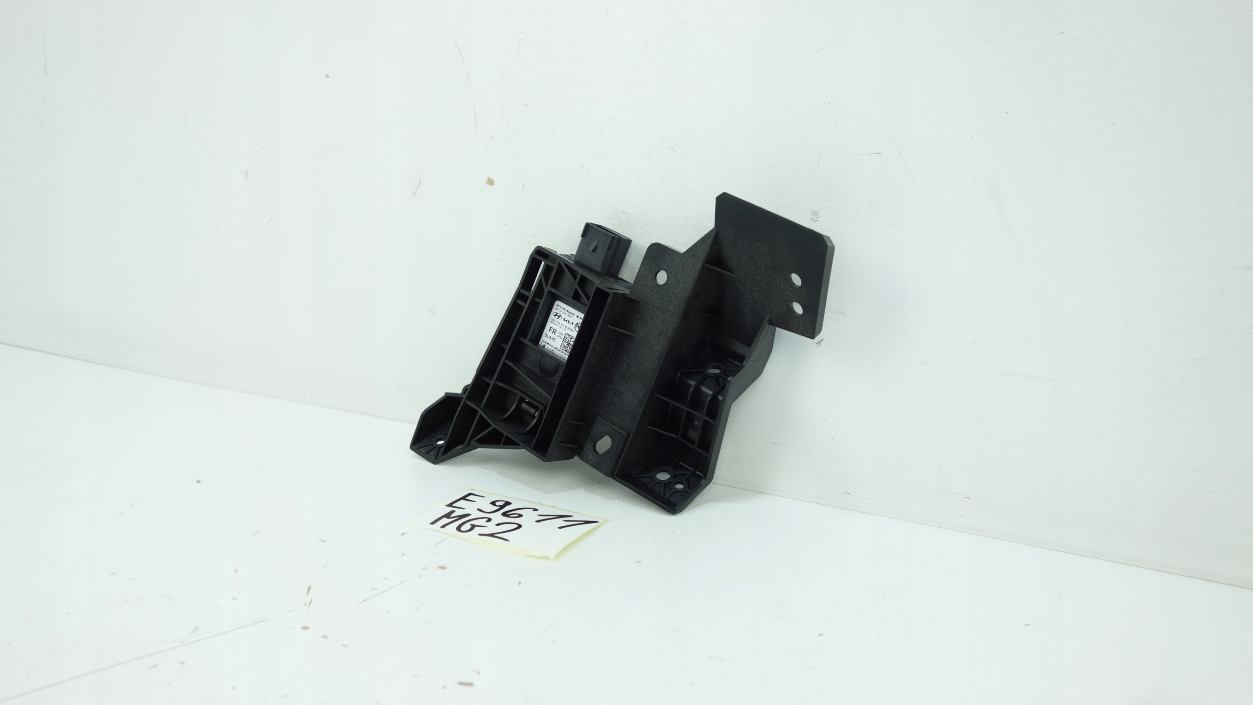 HYUNDAI KONA II 2023- module SENSOR RADAR MARTWEGO POLA right 99130-BF000