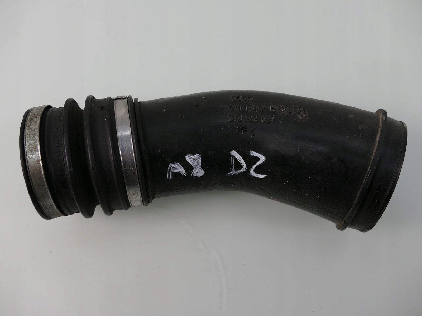 AUDI A8 D2 2.8 wiring air pipe tube intake