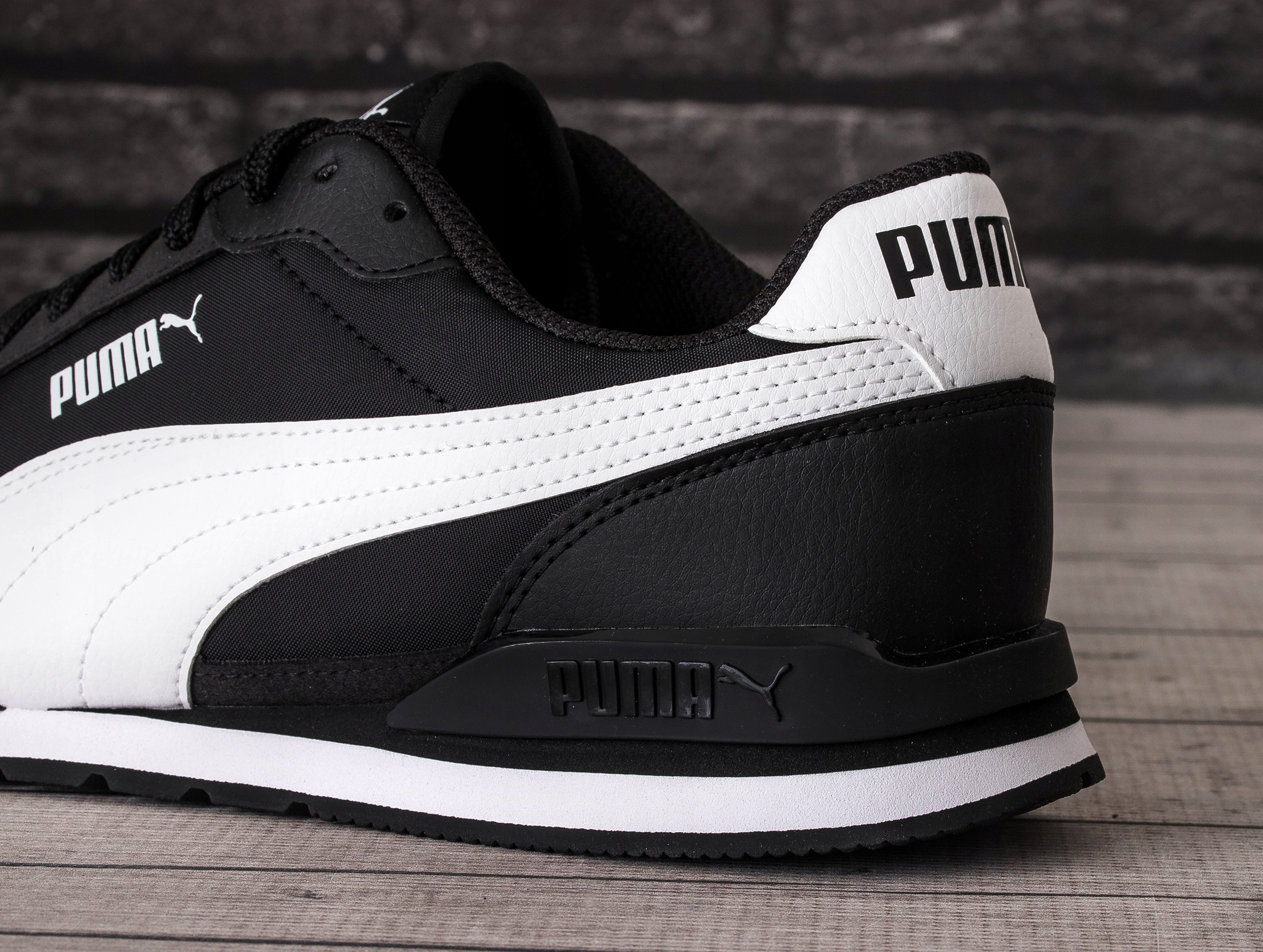 Buty męskie Puma ST RUNNER V3 NL Model ST RUNNER v3 NL