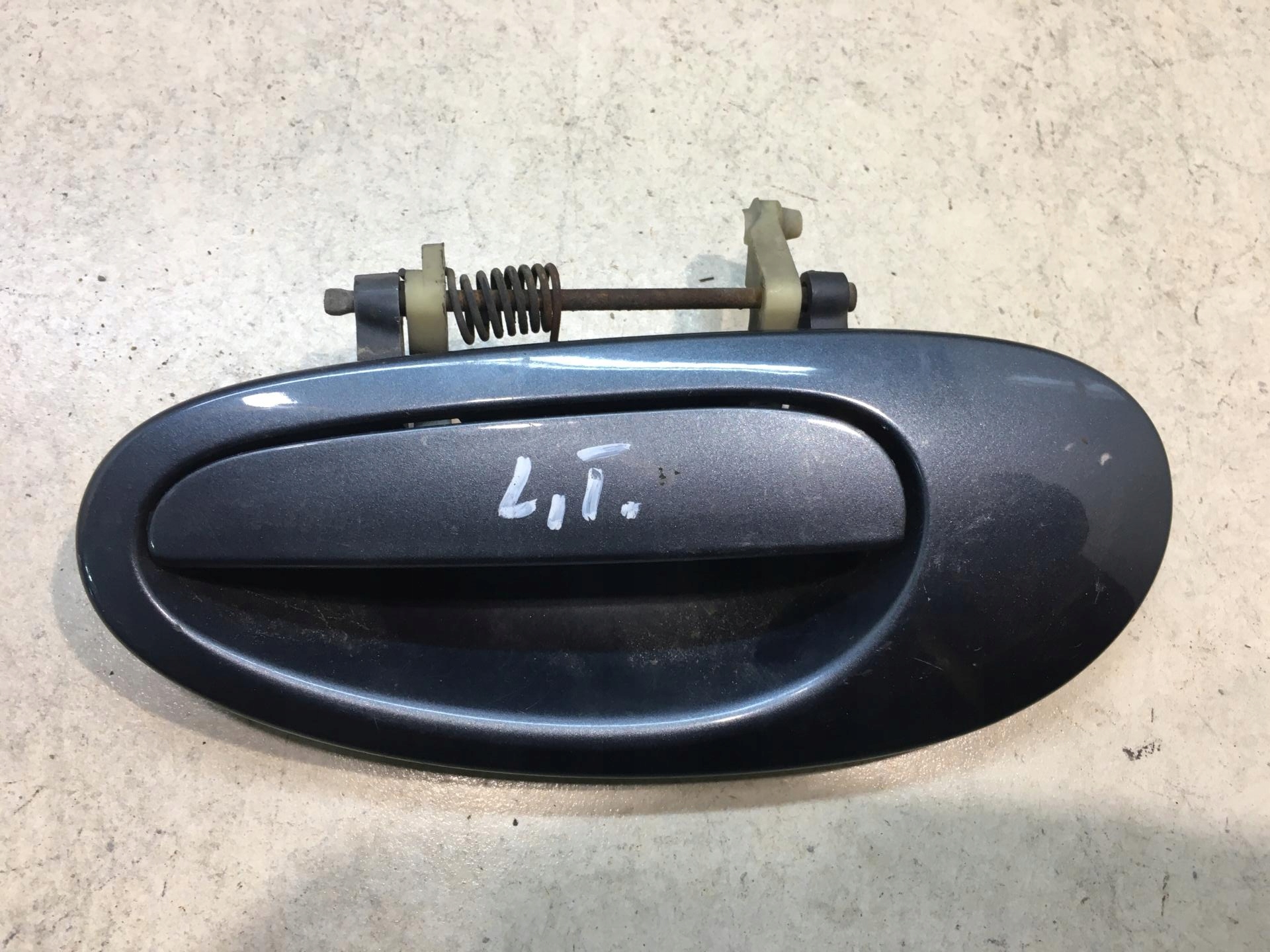 handle exterior left rear part CHRYSLER 300M