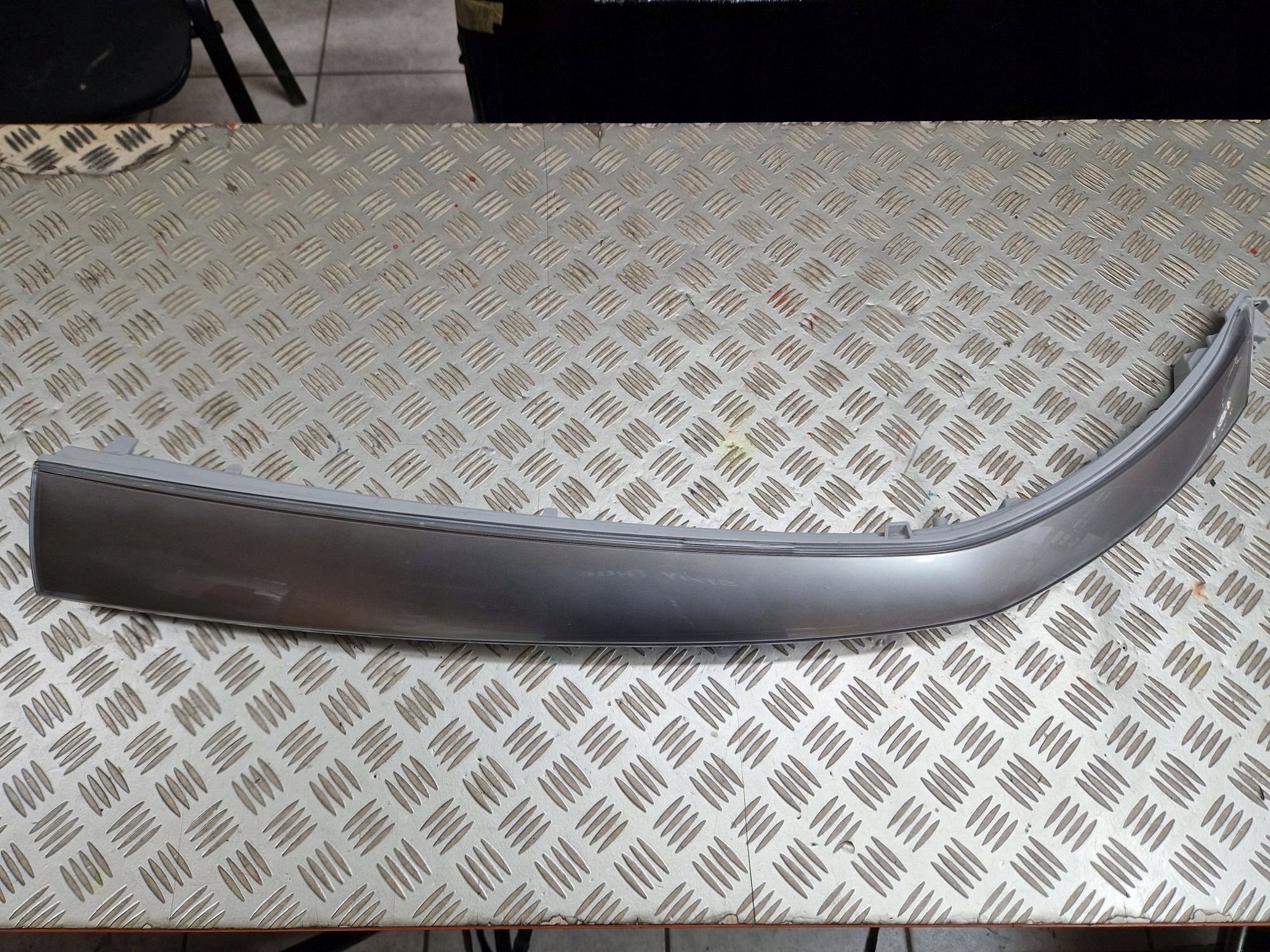 light left front LED moulding HYUNDAI IONIQ 5 2021R->
