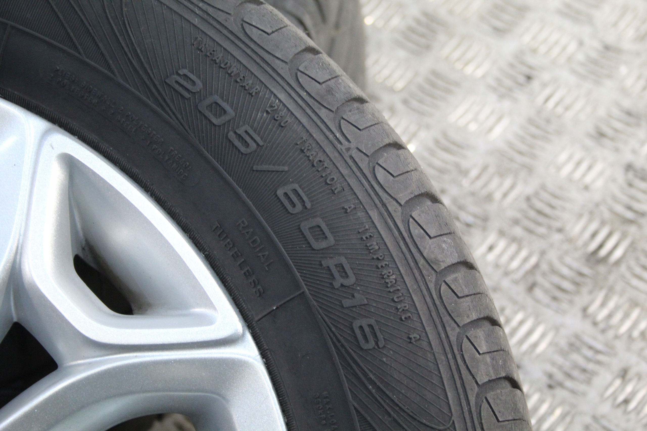 wheels discs disc 205/60 R16 FORD ECOSPORT 2 MK2